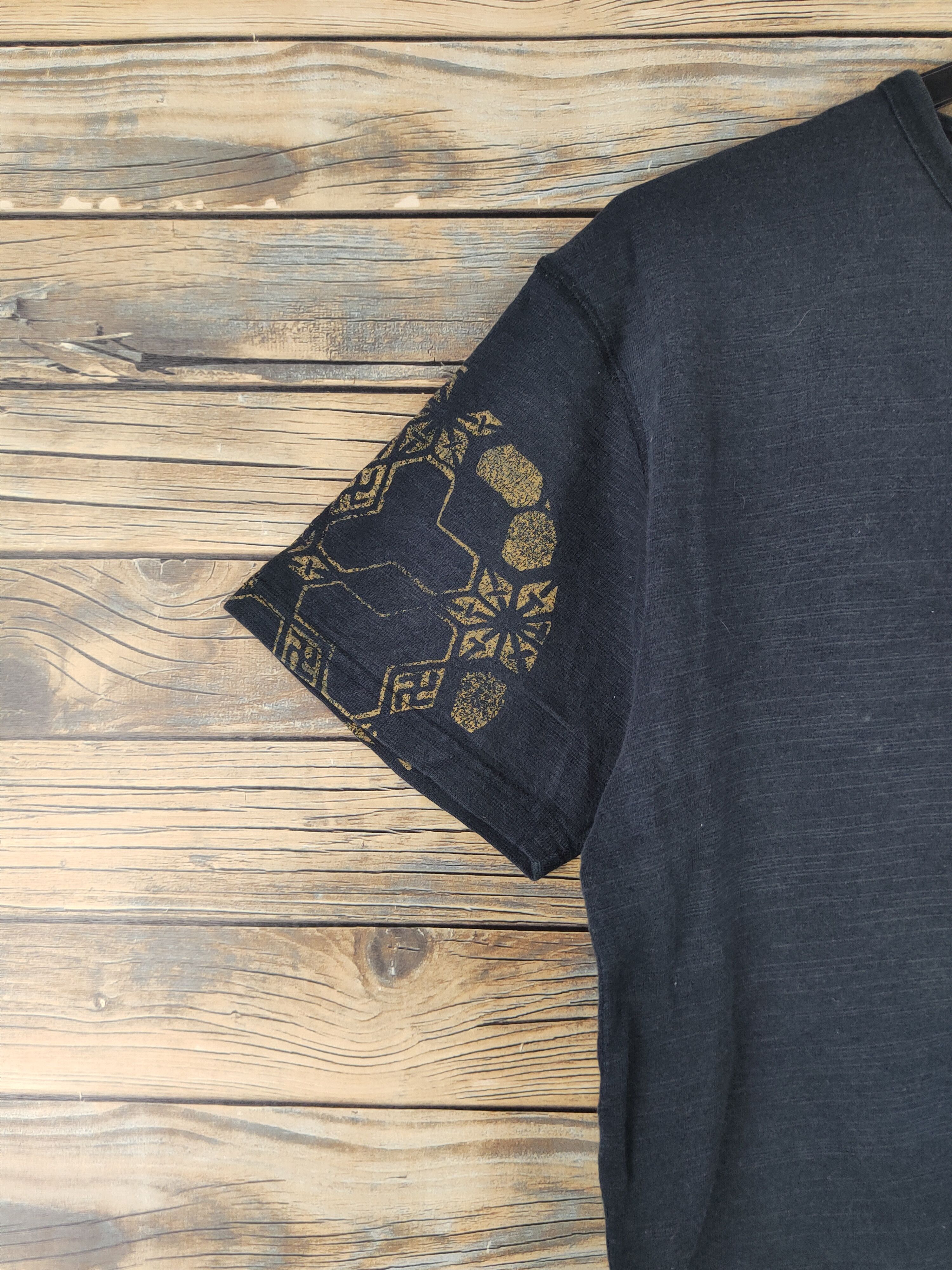 Japanese Brand DL Japan vintage embroidered Black Faded tee #564 Size US M / EU 48-50 / 2 - 5 Thumbnail