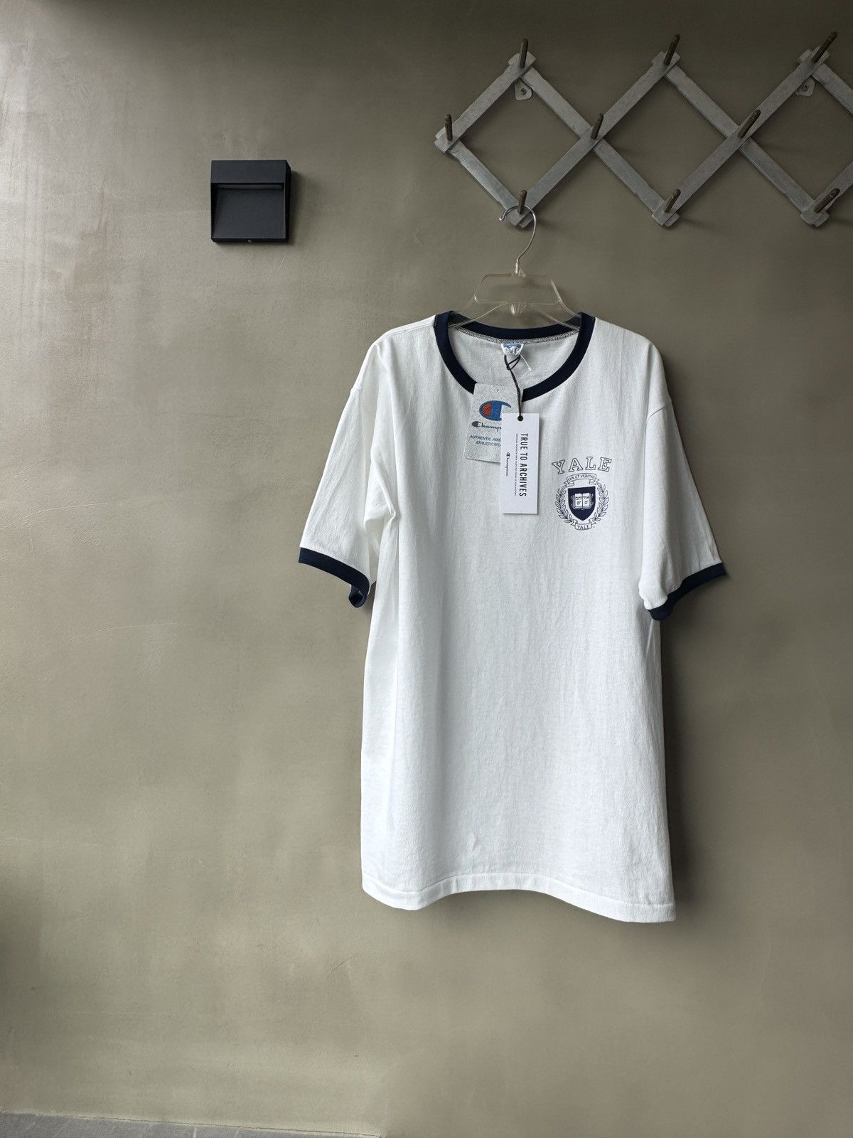 Champion Champion Japan Made True to Archives YALE University T Shirt Size US XL / EU 56 / 4 - 1 Thumbnail