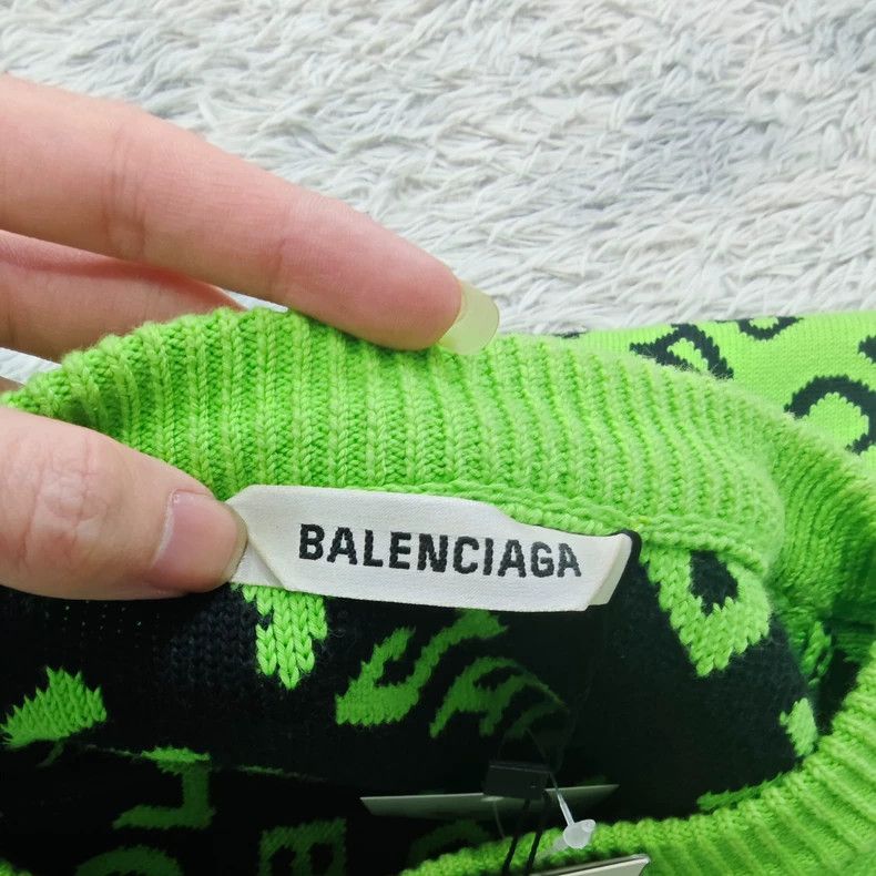 Balenciaga Balenciaga Year of the Ox Limited Sweater 2501-Nextarrow Size US XS / EU 42 / 0 - 2 Thumbnail