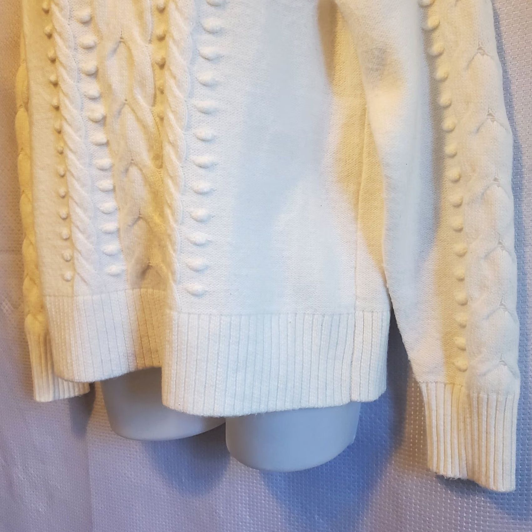 Ann Taylor Ann Taylor White Sweater Womens Sz Medium Cable Knit Soft L/S Winter Warm Size M / US 6-8 / IT 42-44 - 3 Thumbnail