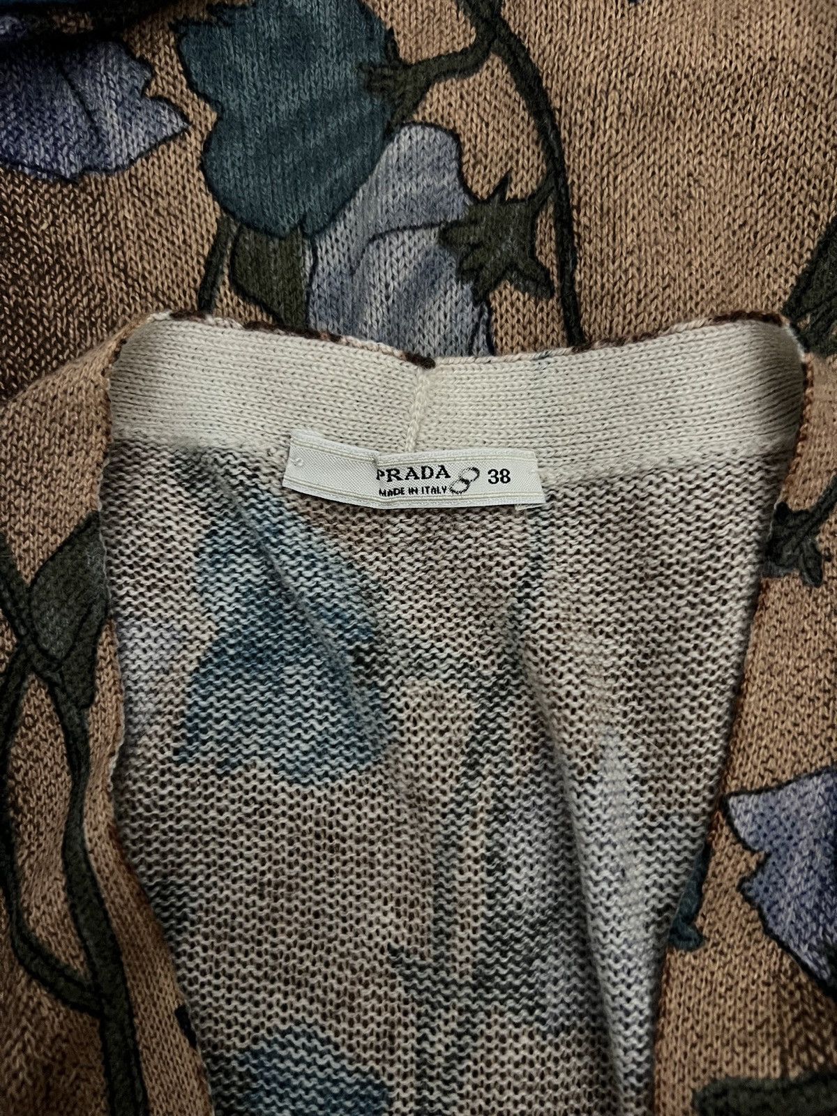 Prada Prada - 2008 Cashmere Ribbed Floral Cardigan Size S / US 4 / IT 40 - 9 Thumbnail
