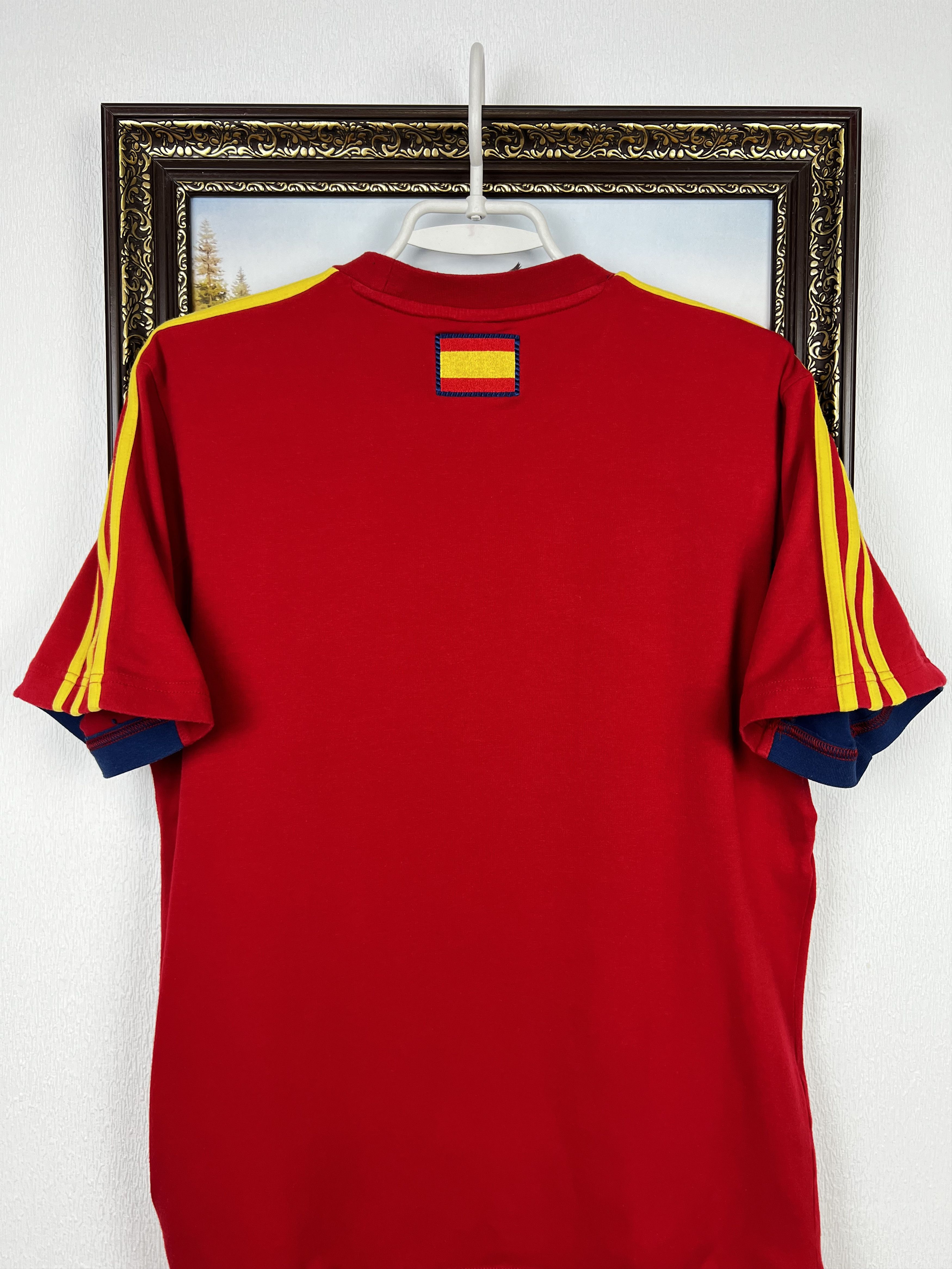Adidas Vintage Adidas Spain Football Shirt Soccer Tee Jersey Mens Size US S / EU 44-46 / 1 - 13 Thumbnail