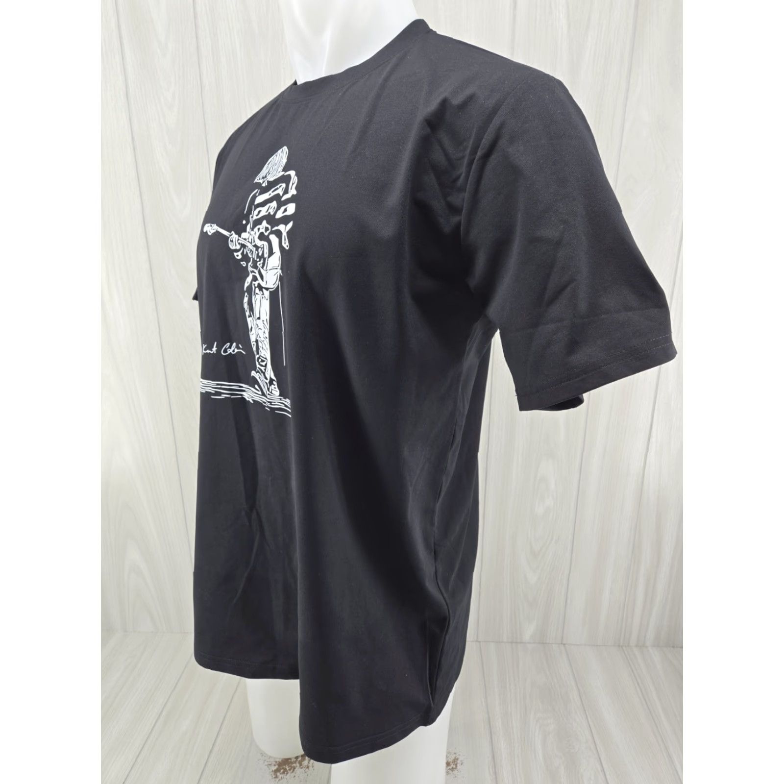 Vintage Nirvana Kurt Cobain T Shirt Size L Black Polyester Men's Graphic Print Short Sleeve Size US L / EU 52-54 / 3 - 4 Thumbnail