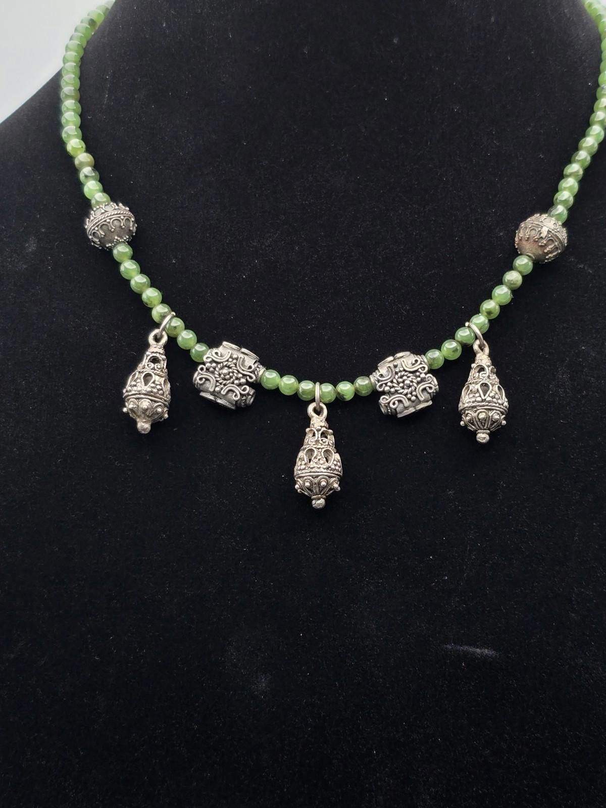 The Unbranded Brand Vintage Sterling Silver & Jadeite Necklace Ornate Dangles Size ONE SIZE - 1 Thumbnail