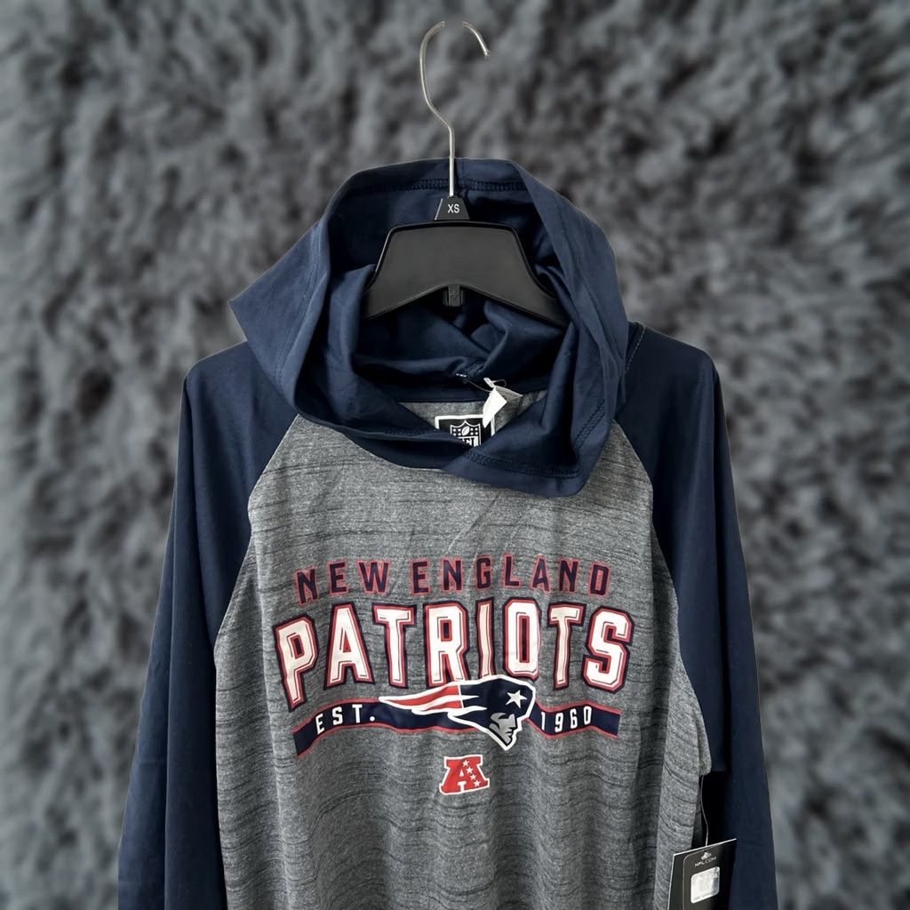 NFL VINTAGE NFL Team Apparel Hooded Shirt Mens L Blue New England Patriots Hoodie L/S NWT Size US L / EU 52-54 / 3 - 1 Thumbnail