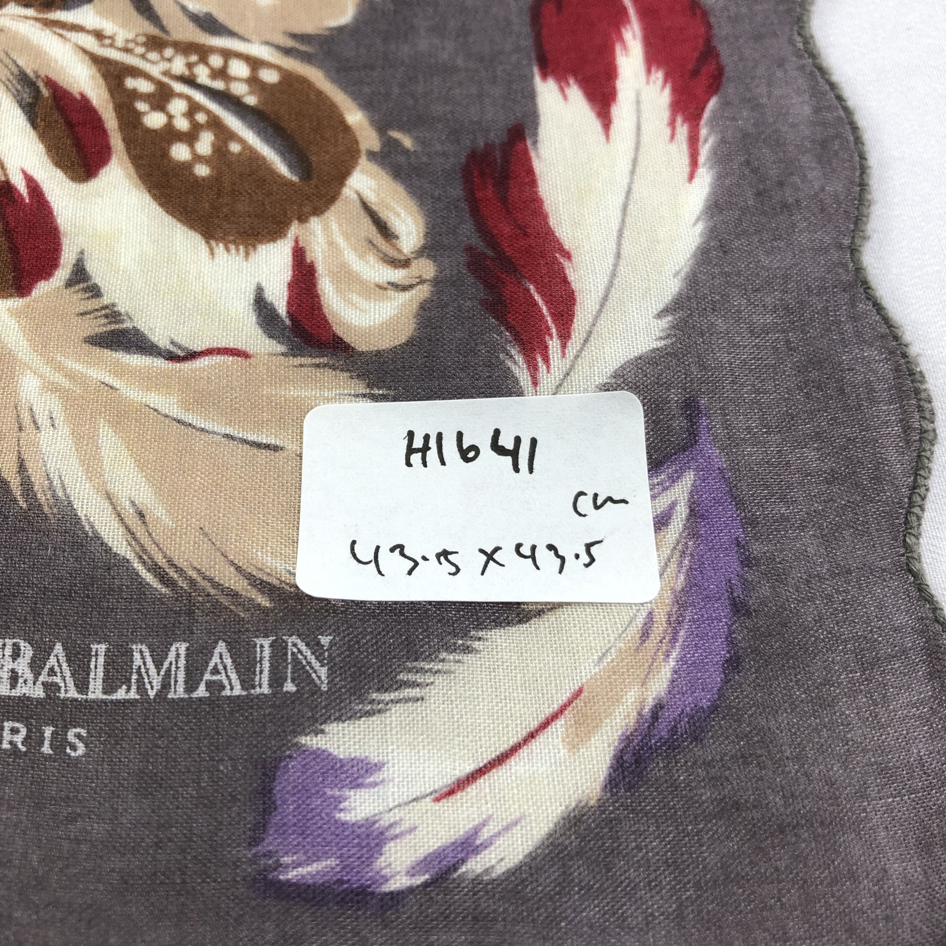 Pierre Balmain Pierre Balmain Handkerchief Neckerchief Bandana H1641 Size ONE SIZE - 7 Thumbnail