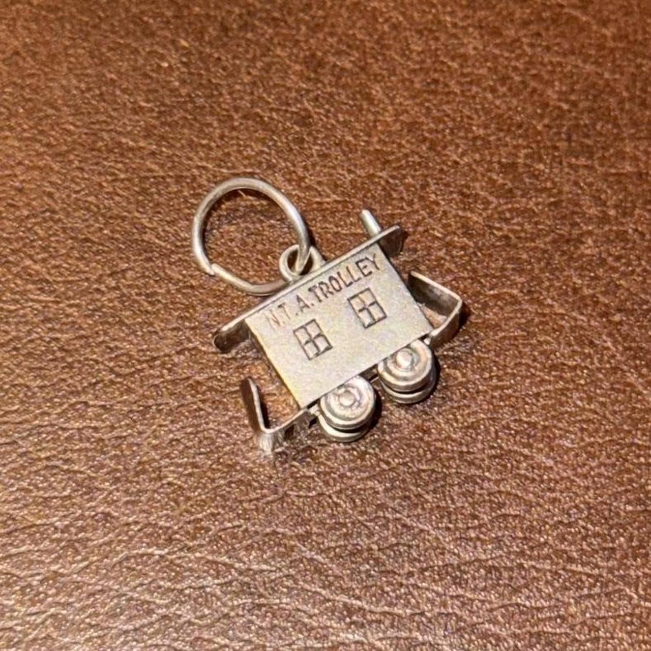 Designer Vintage Sterling Silver Trolly Car Pendant/Charm Size ONE SIZE - 2 Thumbnail