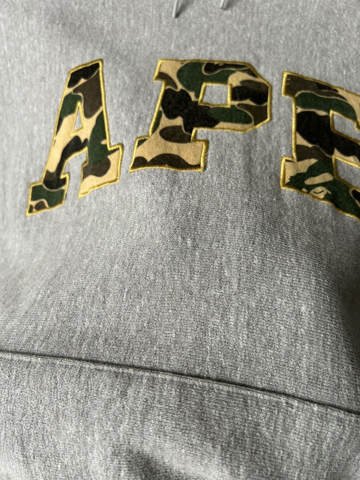 Bape * APE * Bape Big Logo Camo Pullover Hoodie Size US M / EU 48-50 / 2 - 13 Thumbnail