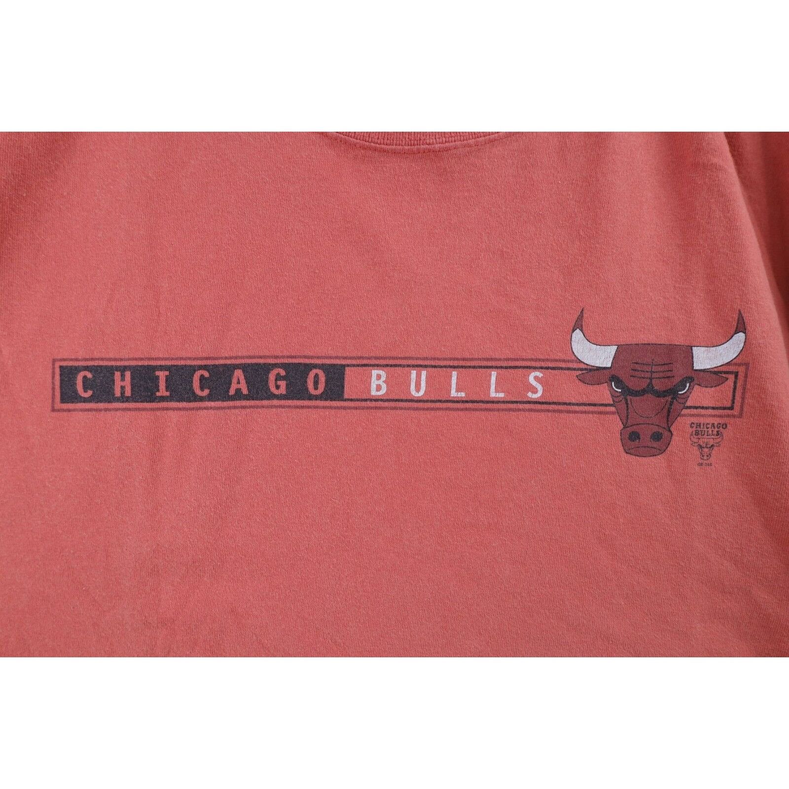 Vintage Vintage 90s Faded Spell Out Chicago Bulls Basketball T-Shirt Size US XXL / EU 58 / 5 - 4 Thumbnail