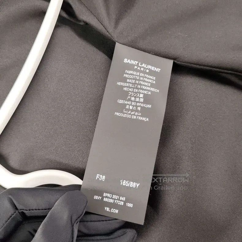 Saint Laurent Paris Saint Laurent Paris Black Short-sleeved Diamond Pattern Cr Size XS / US 0-2 / IT 36-38 - 4 Thumbnail
