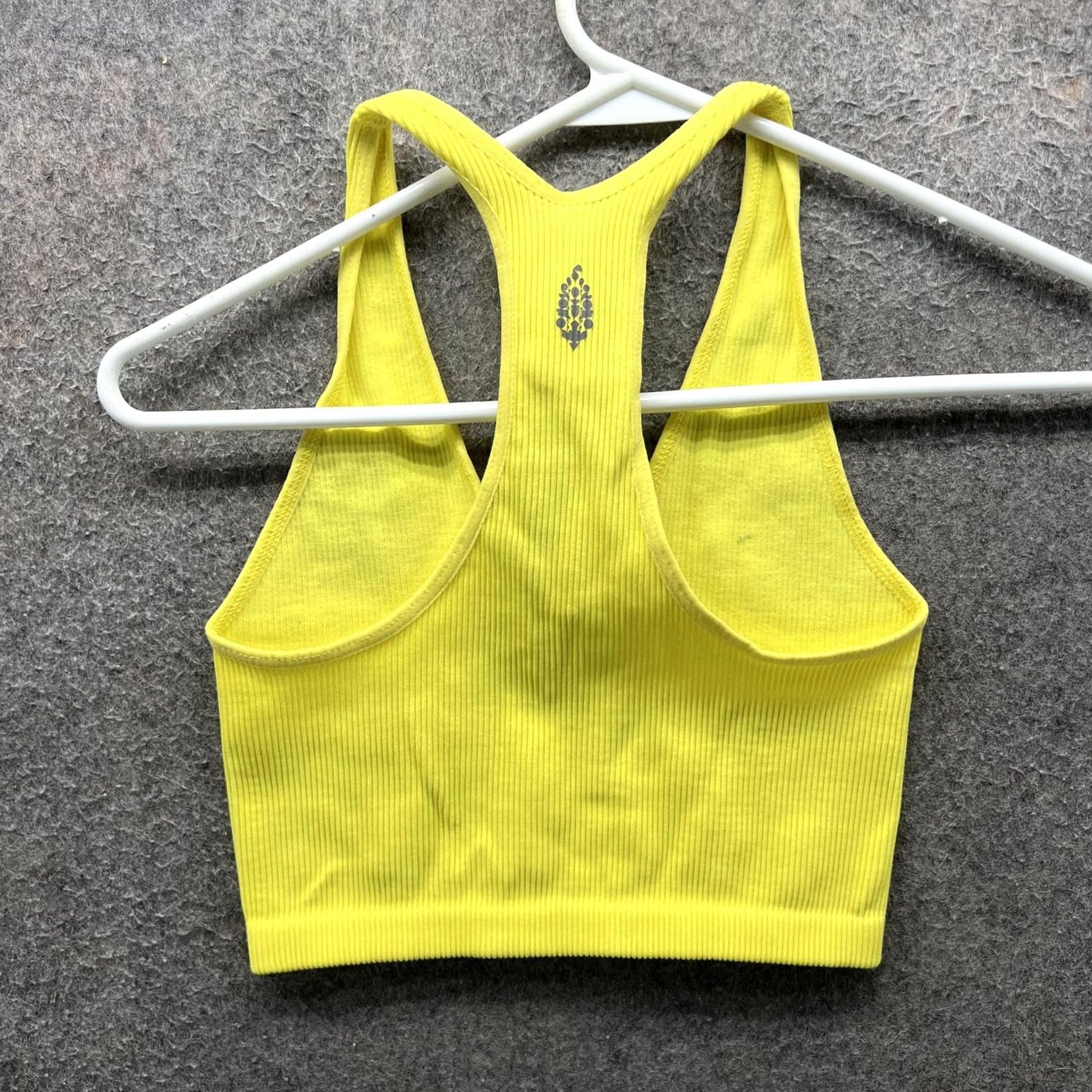 Vintage FP Movement Sports Bra Womens Small Yellow Ribbed V Neck Racerback Yoga Gym Size ONE SIZE - 7 Thumbnail