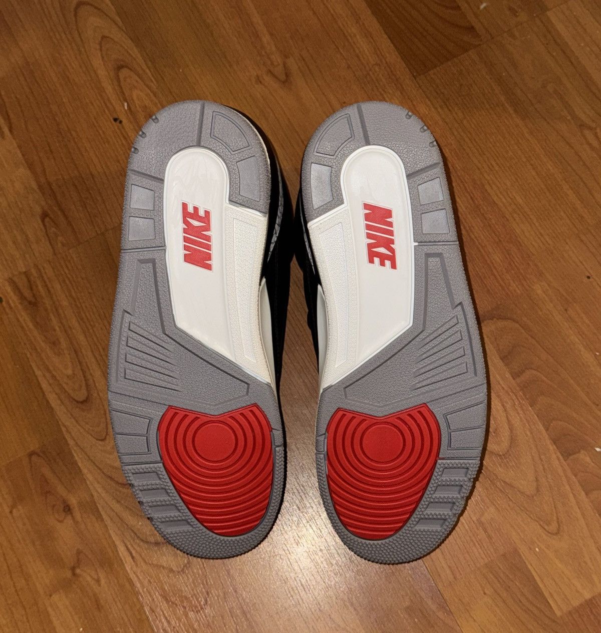 Nike Air Jordan Black Cement 3 “2024” Size US 11 / EU 44 - 5 Thumbnail