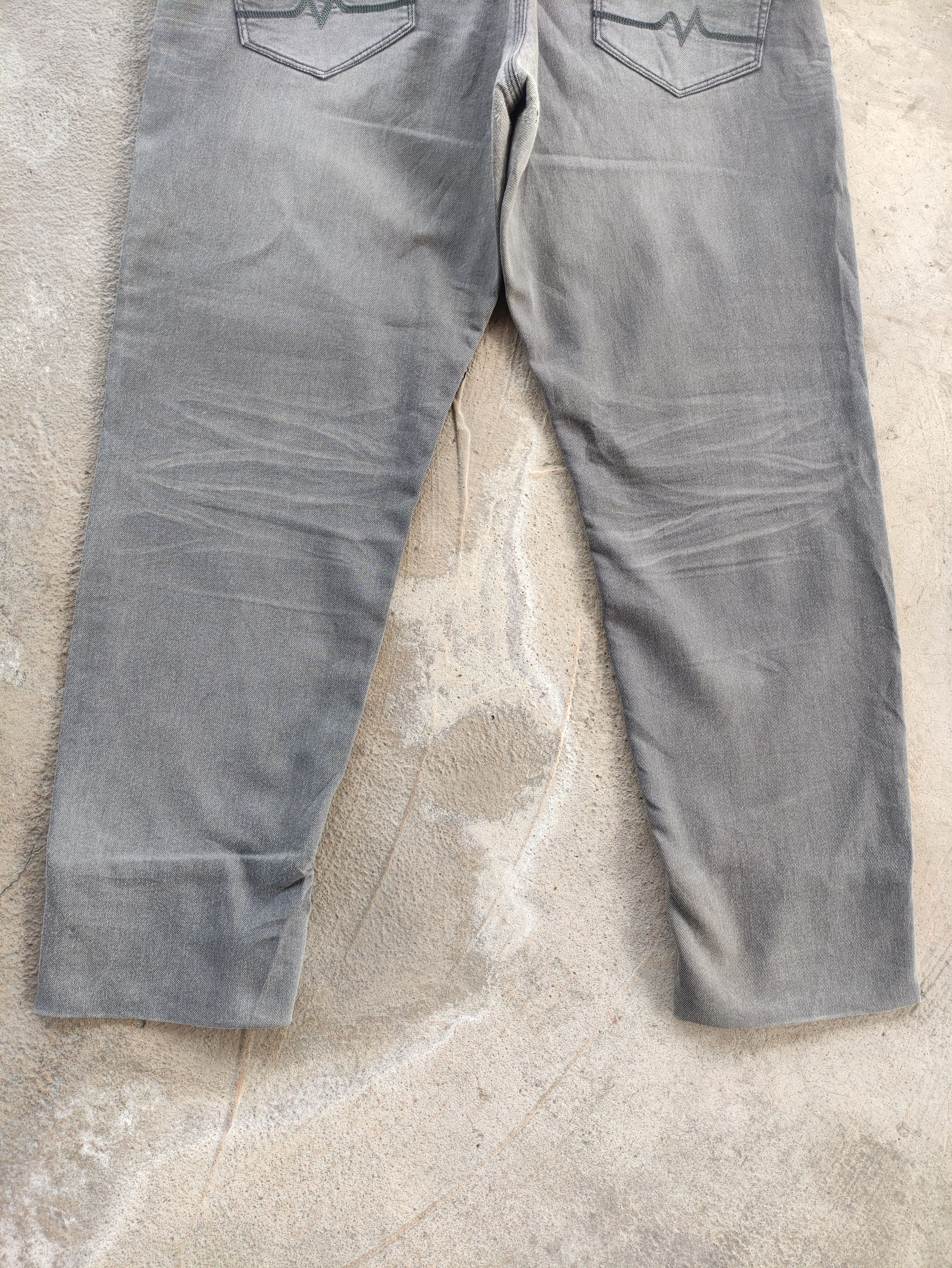 Japanese Brand Vintage Japanese Jean Distressed Faded Pants Size US 40 / EU 56 - 11 Thumbnail