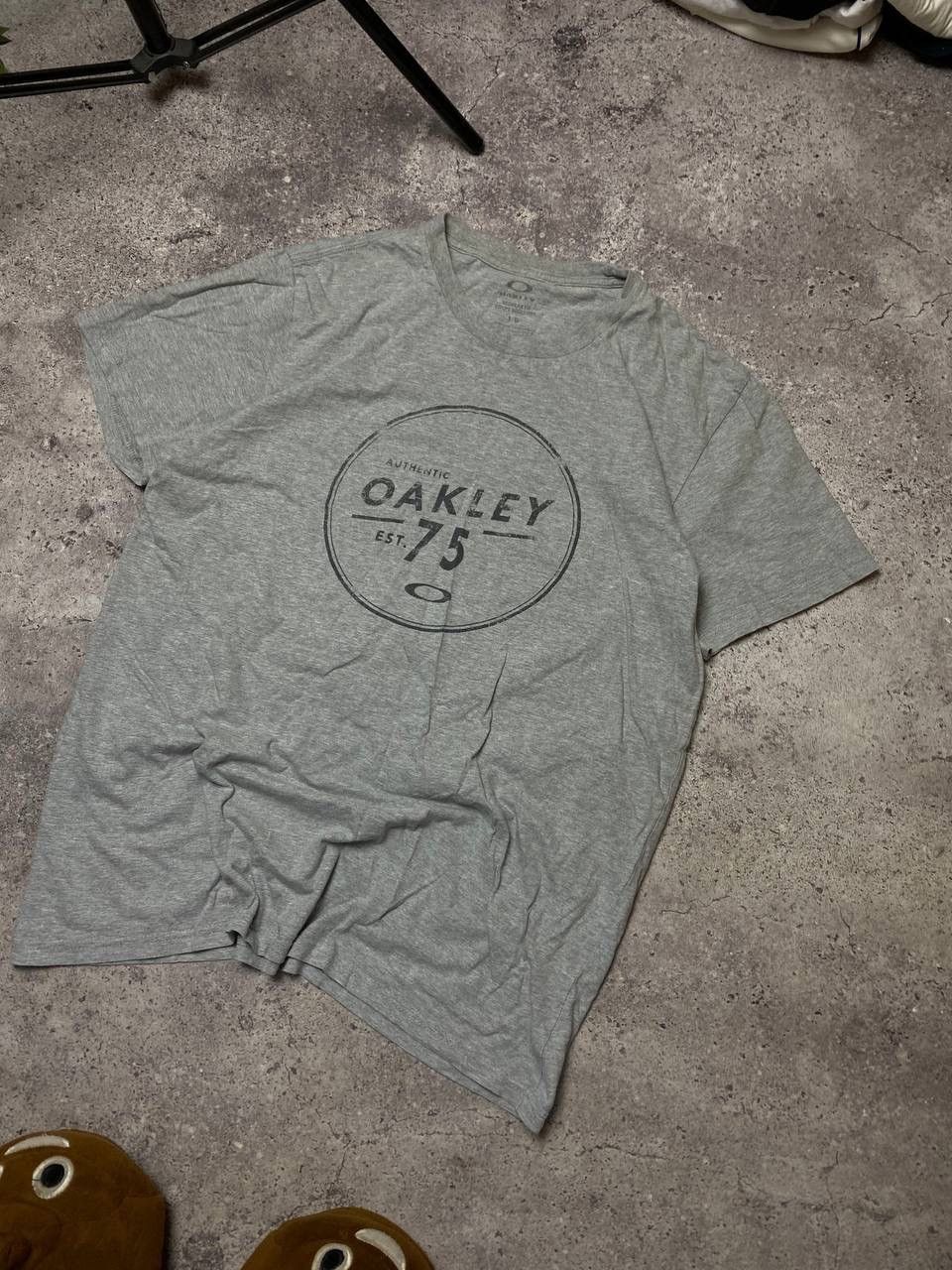 Oakley × Vintage Vintage Oakley T-Shirt Big Logo Size US L / EU 52-54 / 3 - 3 Thumbnail