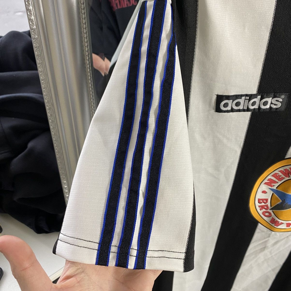 Adidas 1997/99 VINTAGE ADIDAS NEWCASTLE JERSEY FOOTBALL SHIRT Size US XL / EU 56 / 4 - 8 Thumbnail