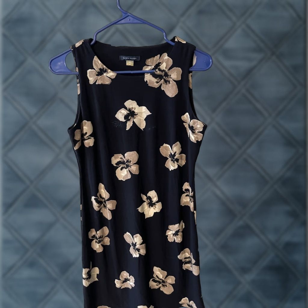 Tommy Hilfiger Tommy Hilfiger Women Floral Pullover Dress Black Beige Hibiscus Stretch Sz 6P Size M / US 6-8 / IT 42-44 - 1 Thumbnail