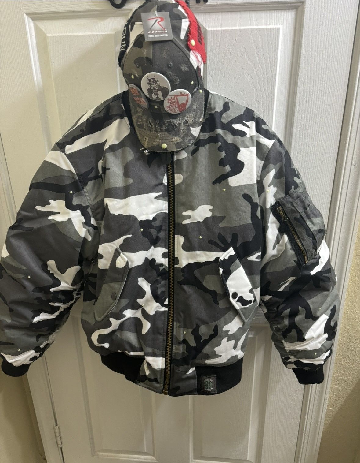 Other ALL WAR NO PEACE (LED LIGHT BOMBER JACKET Size US M / EU 48-50 / 2 - 1 Thumbnail