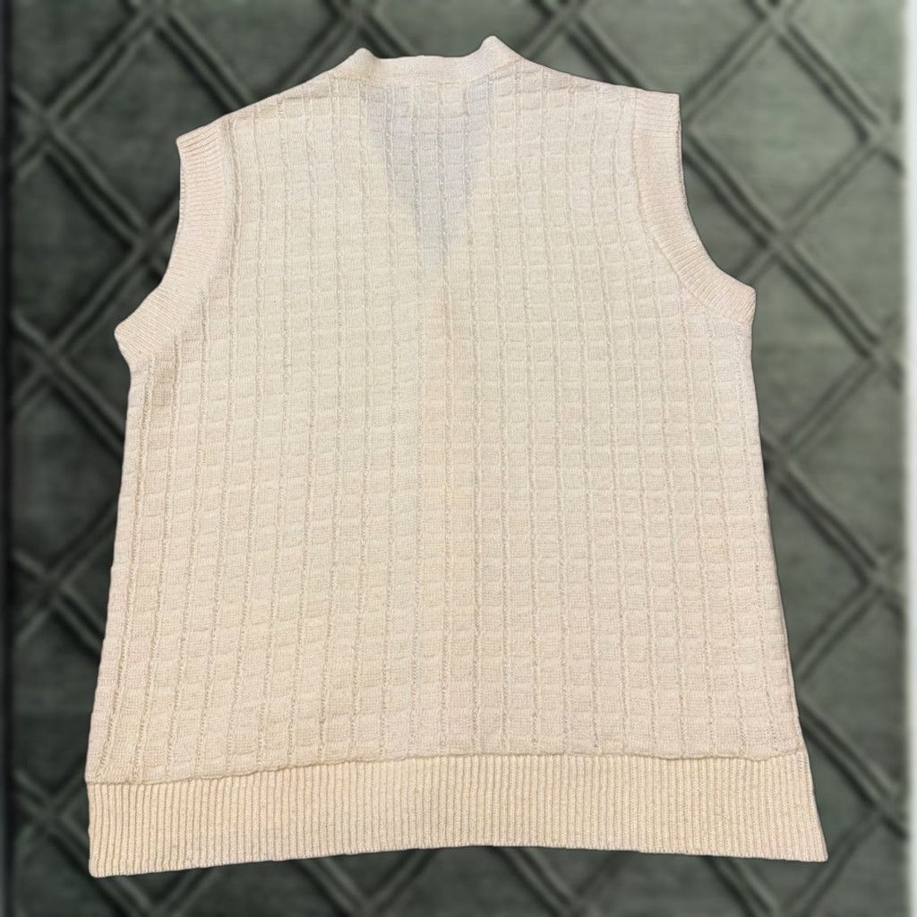 Vintage VINTAGE 60s Kings Road Acrylic Knit Cardigan Sweater Vest White Large Women Size L / US 10 / IT 46 - 1 Thumbnail