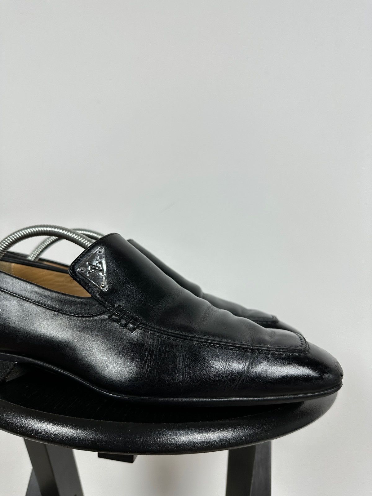 Louis Vuitton Louis Vuitton Black Leather Loafers Shoes Size US 10 / EU 43 - 13 Thumbnail