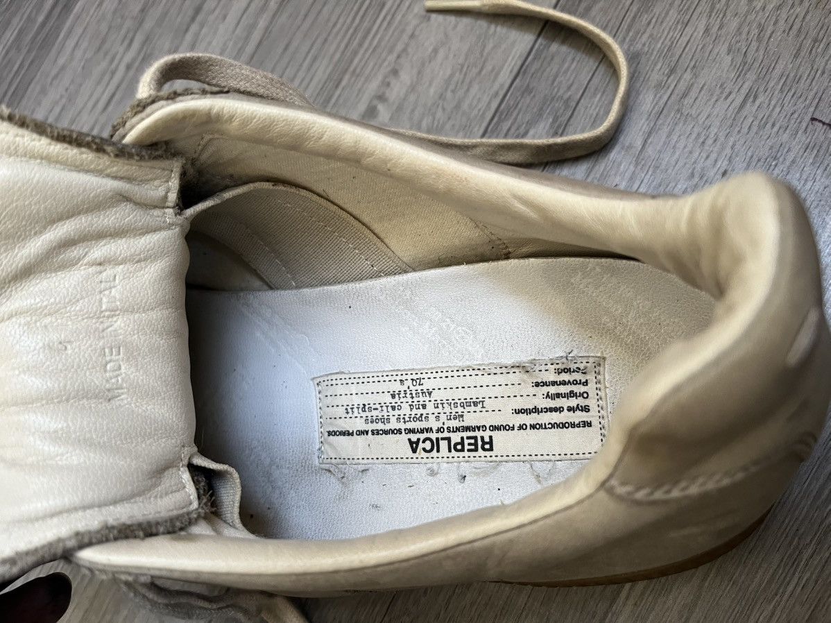 Maison Margiela Maison margiela gats paint splatter low top sneakers sz 41 Size US 8 / EU 41 - 9 Thumbnail