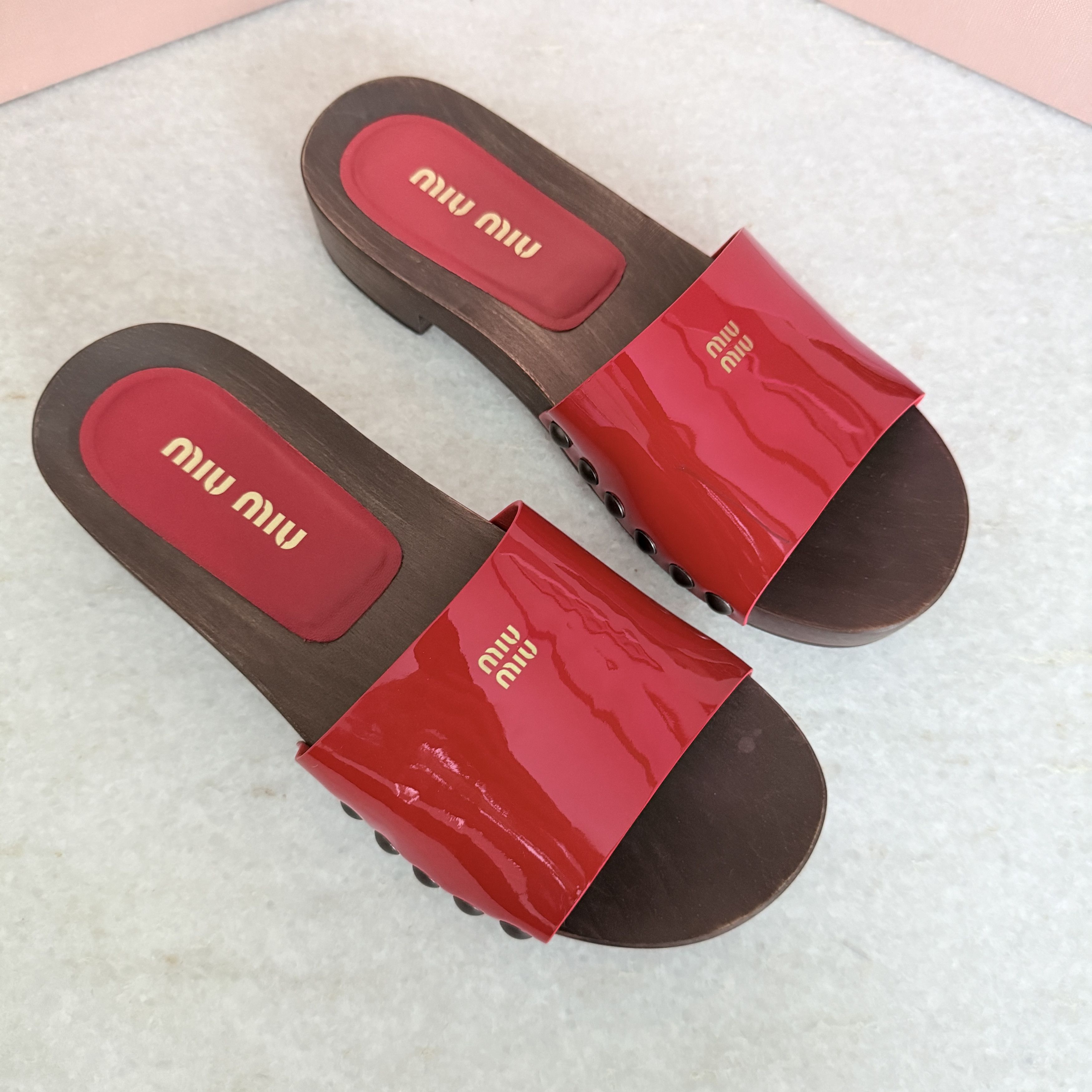 Miu Miu MIU MIU 5Z425E Red Patent Leather Wooden Clogs Sandals Size US 6 / IT 36 - 3 Thumbnail