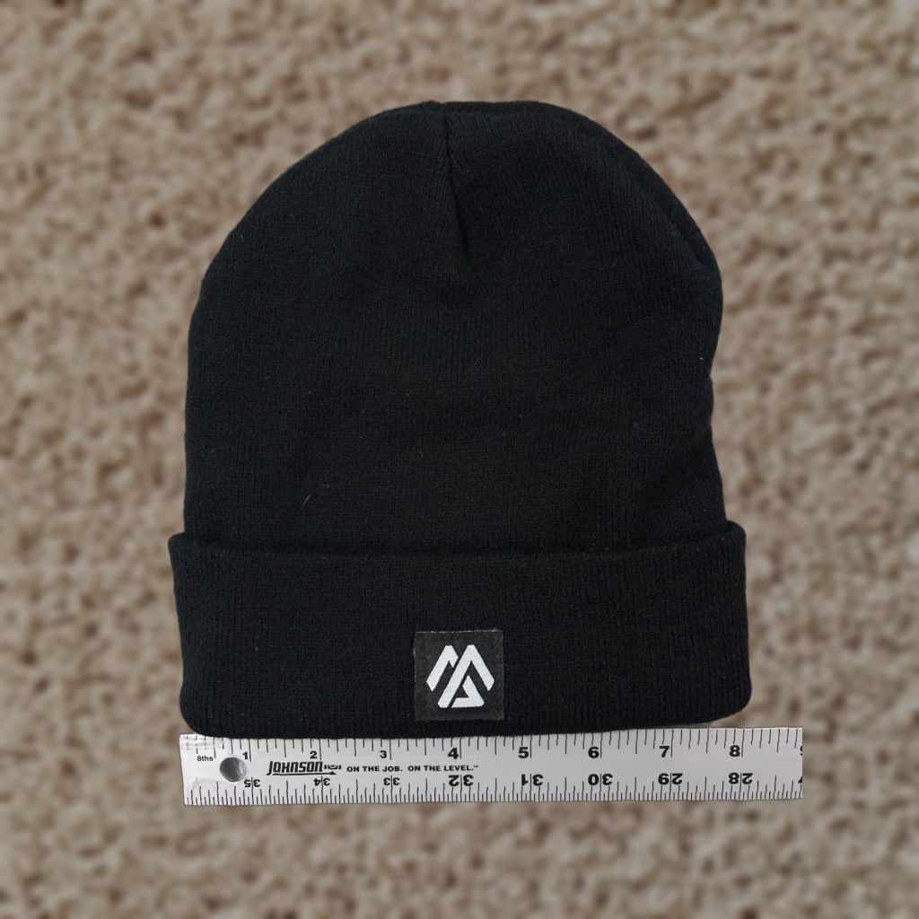 Triangl VATANT Triangle Logo Beanie Toque Adult One Size Black Knit 100% Acrylic Skate Skater Unbranded Beanie Unisex Adults Knit Black Logo 90s Outdoor Ski Size ONE SIZE - 1 Thumbnail