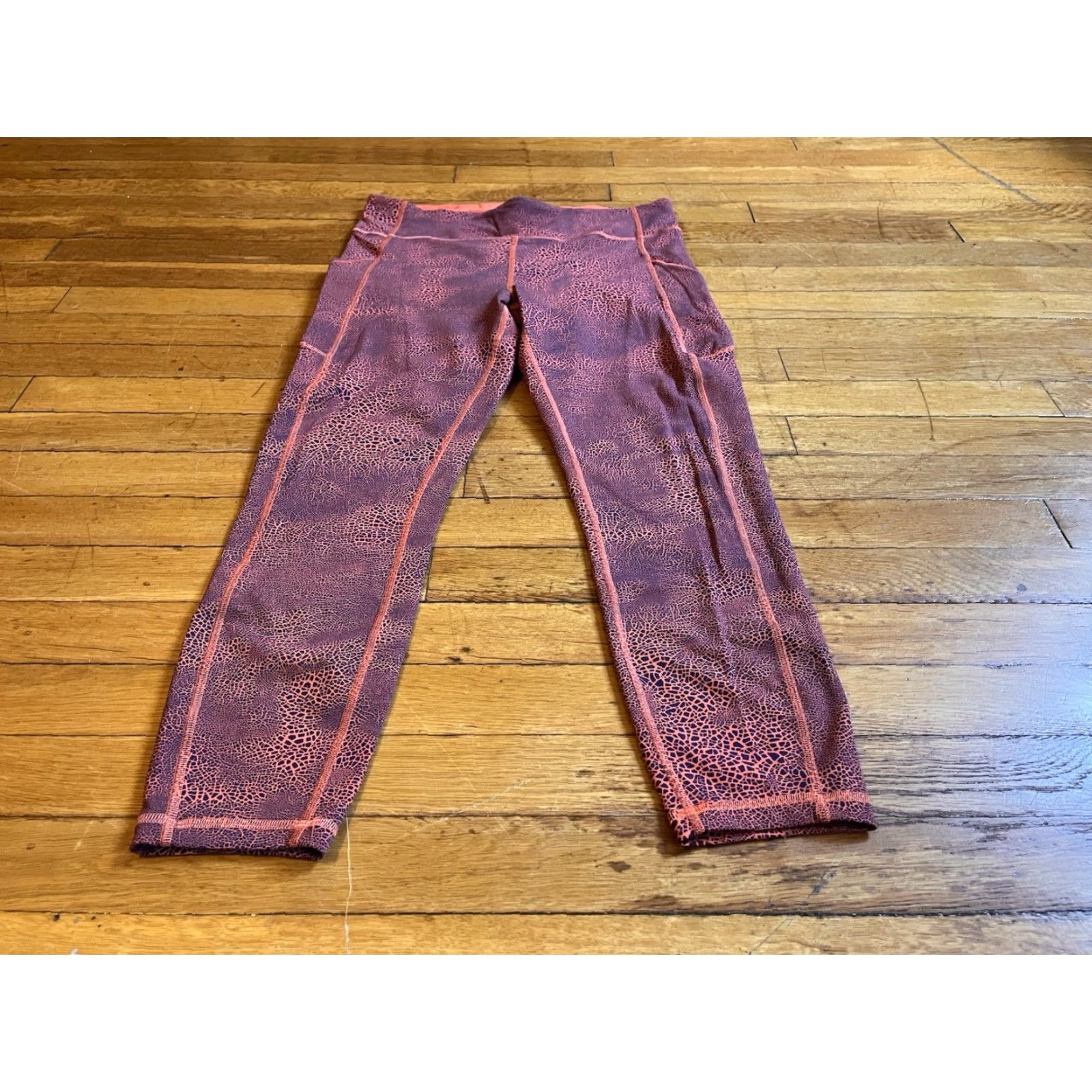 Lululemon Lululemon Invigorate High Rise Tights Women’s 12 Orange Black Snakeskin Size ONE SIZE - 2 Thumbnail
