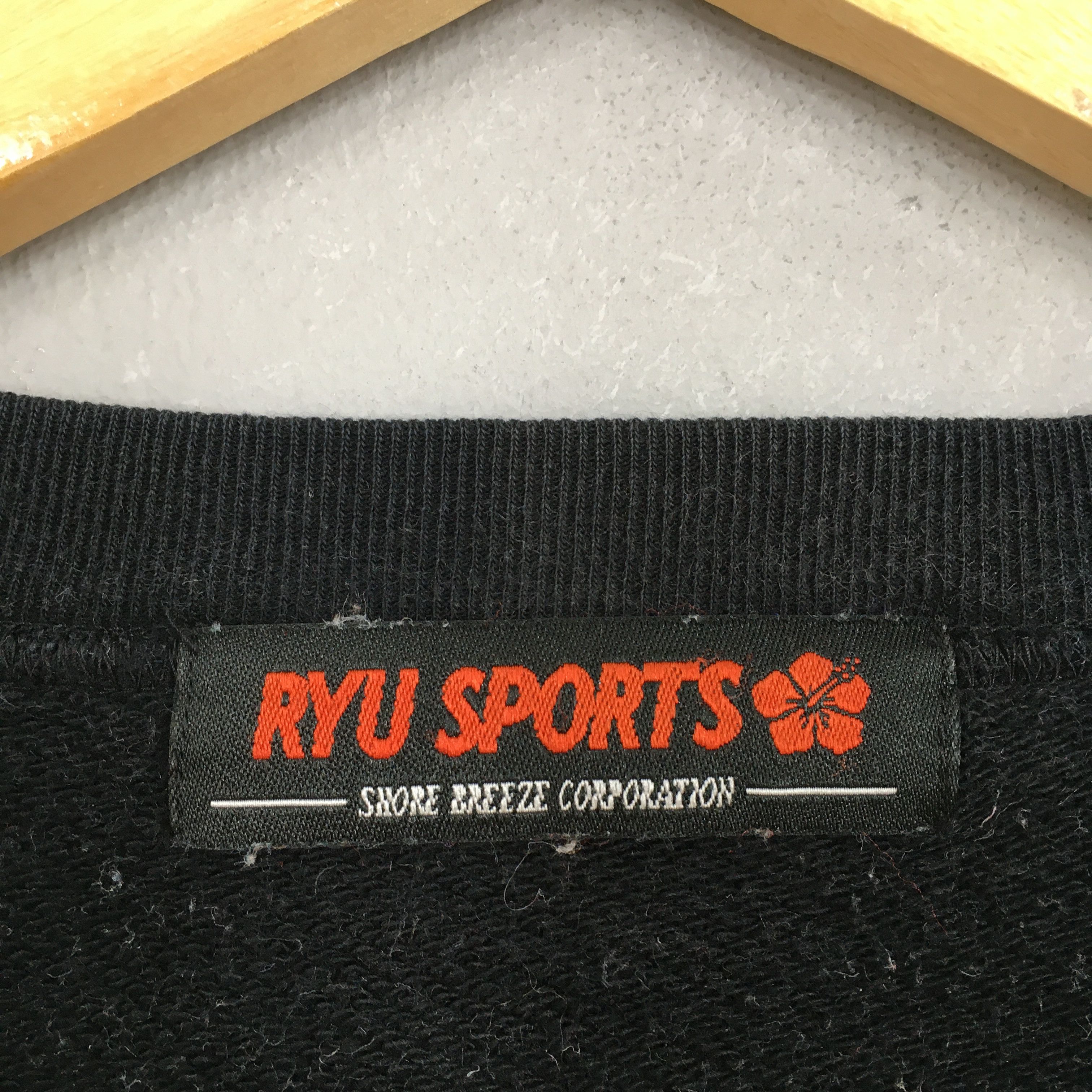 Japanese Brand Vintage Ryu Sports Hibiscus Flower Sweatshirt Medium Size US M / EU 48-50 / 2 - 4 Thumbnail