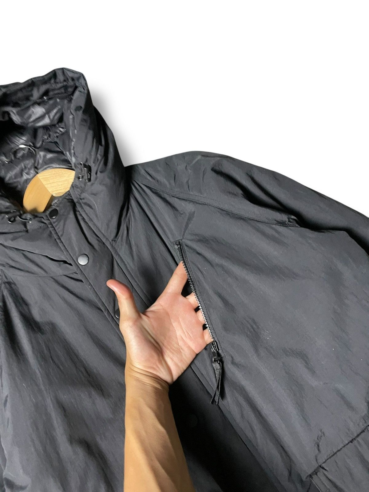 GU × Japanese Brand × Uniqlo GU Brand Multipocket Hooded Jacket (66) Size US L / EU 52-54 / 3 - 8 Thumbnail