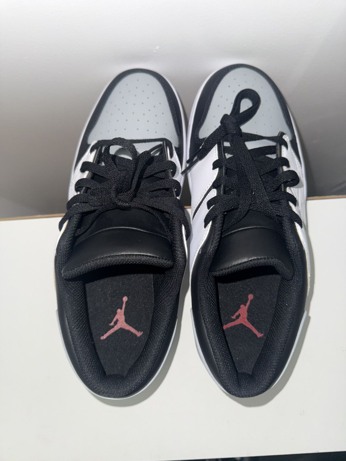 Nike Jordan Nu Retro 1 Low Light Smoke Grey Size US 9 / EU 42 - 6 Thumbnail