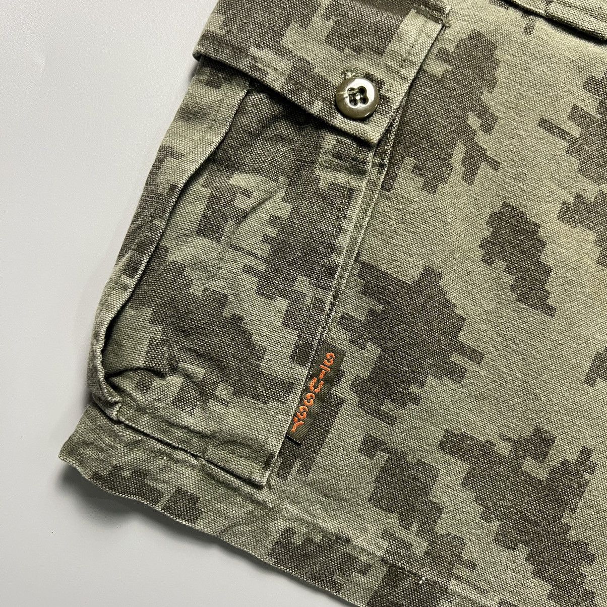 Stussy × Vintage Vintage 1990s Stussy Digital Camouflage Shorts Size US 30 / EU 46 - 5 Thumbnail