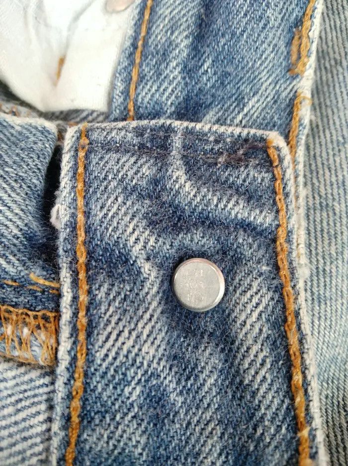 Levi's 80s Vintage Levis 501 xx Made In USA Distressed Jeans 31x29 Size US 31 - 10 Thumbnail
