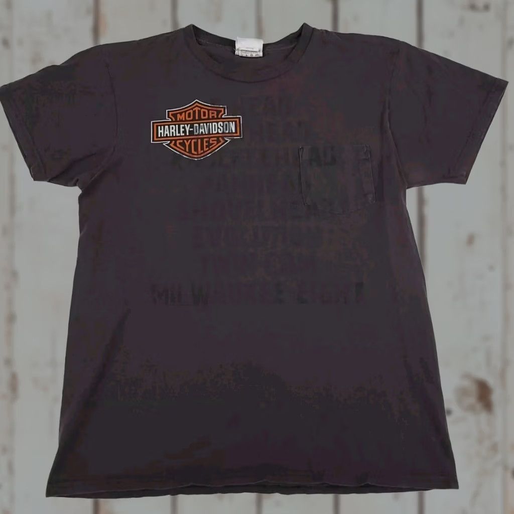 Harley Davidson VINTAGE Harley-Davidson Pocket T Shirt Wolverine Michigan Gray Mens Small Short Sleeve Crew Neck Bike Motorcycle 2017 Size US S / EU 44-46 / 1 - 1 Thumbnail