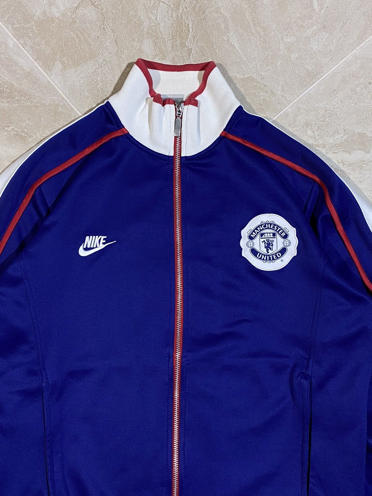 Nike 🔥 Y2K NIKE MANCHESTER UNITED TRACK JACKET RONALDO ERA VIBES Size US M / EU 48-50 / 2 - 2 Thumbnail