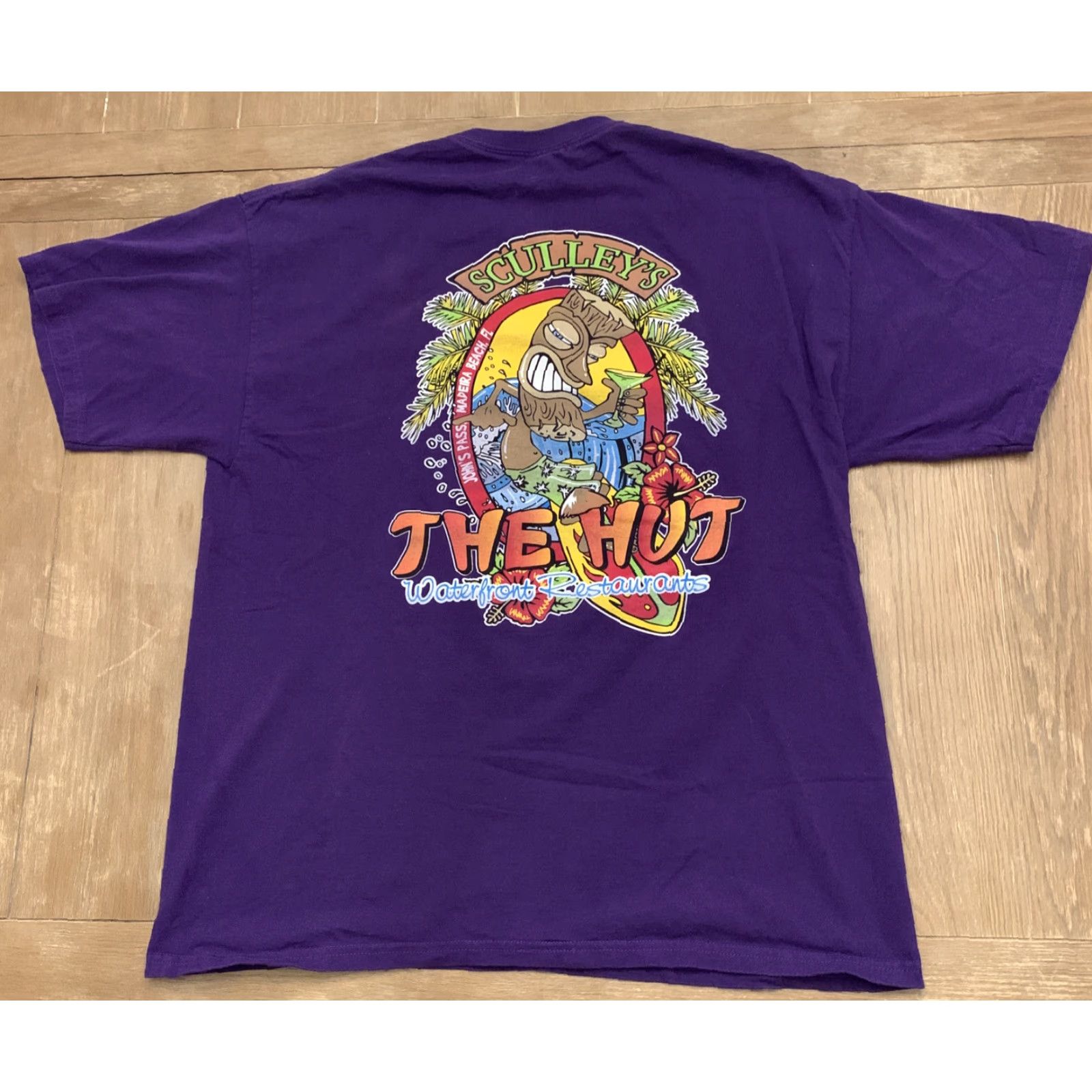 Gildan Madeira Beach FL T-Shirt Sculley's The Hut Graphic Tee Purple Size XL Men's Clothing Shirt Beach Theme Size US XL / EU 56 / 4 - 3 Thumbnail