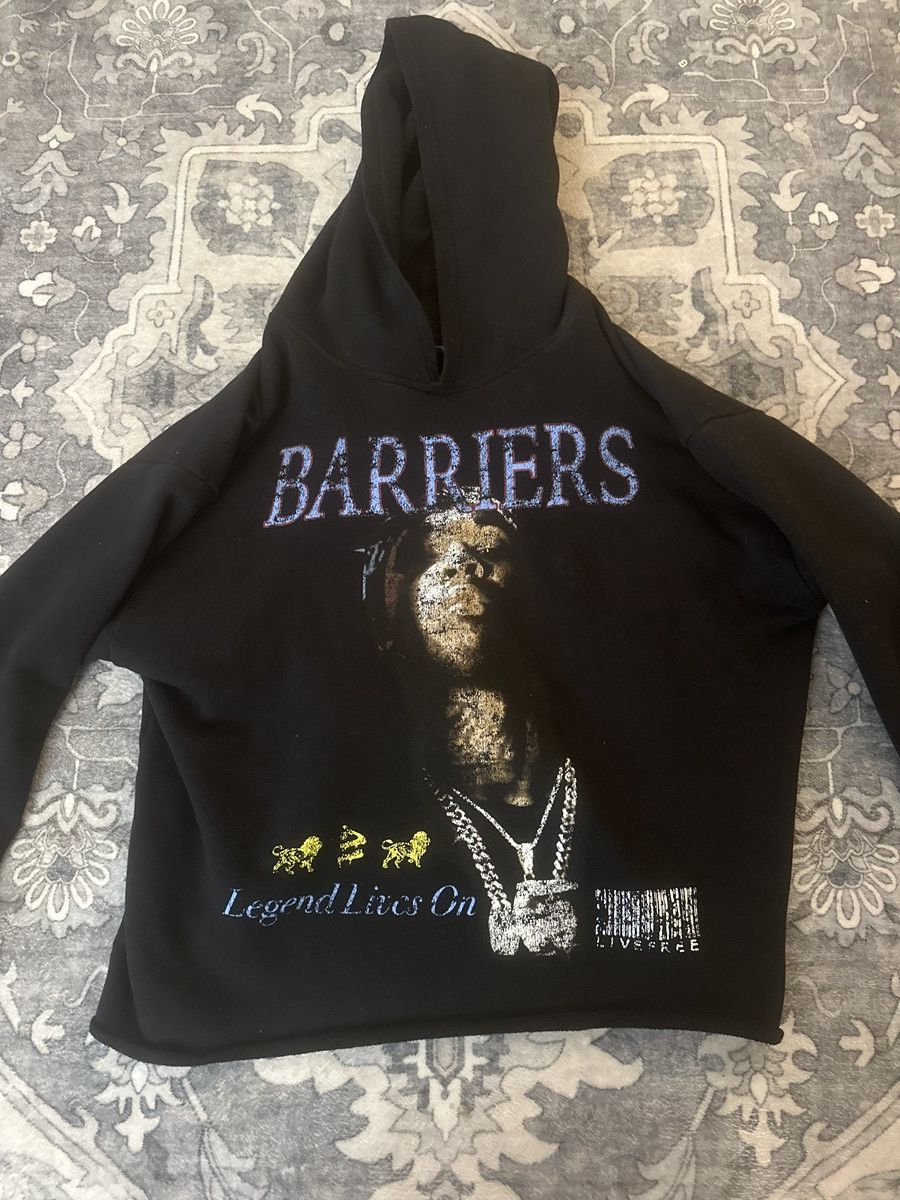Barriers Pop Smoke Legend Lives On Hoodie