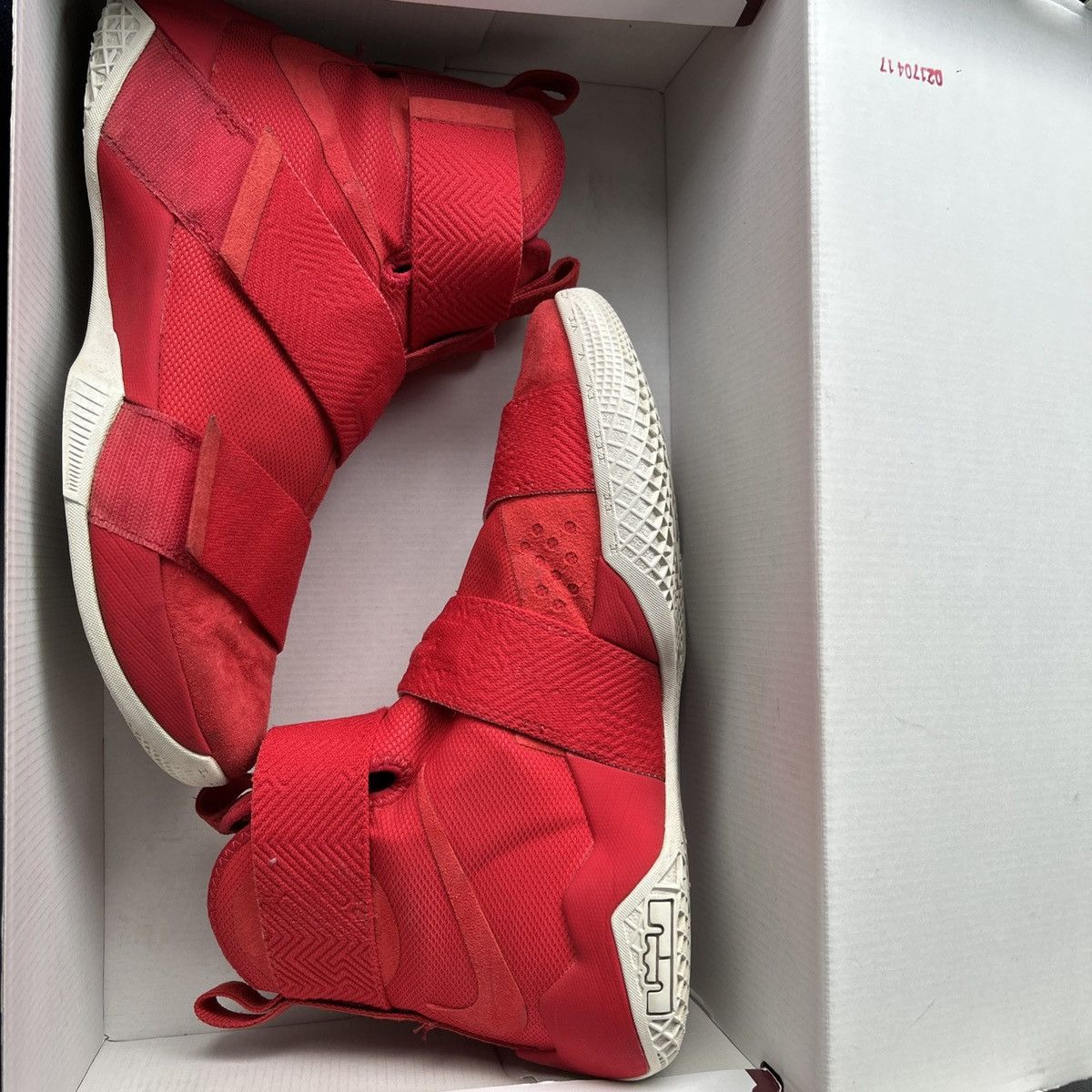 Nike Lebron Soldier 10 Luxe Red Size US 8.5 / EU 41-42 - 1 Thumbnail