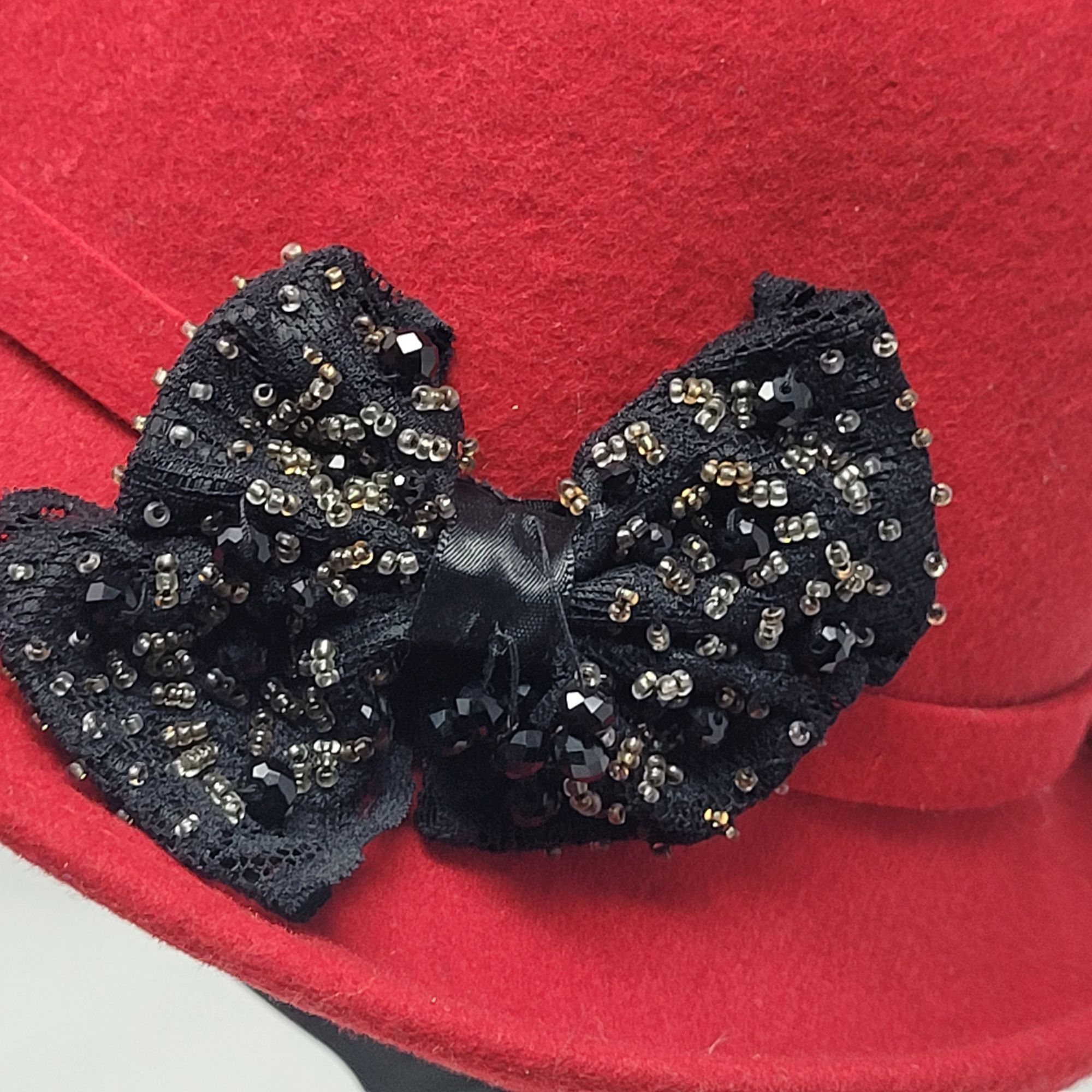Other Galliano Sorbatti Red Wool Cloche Hat Italy Black Beaded Bow Size ONE SIZE - 9 Thumbnail