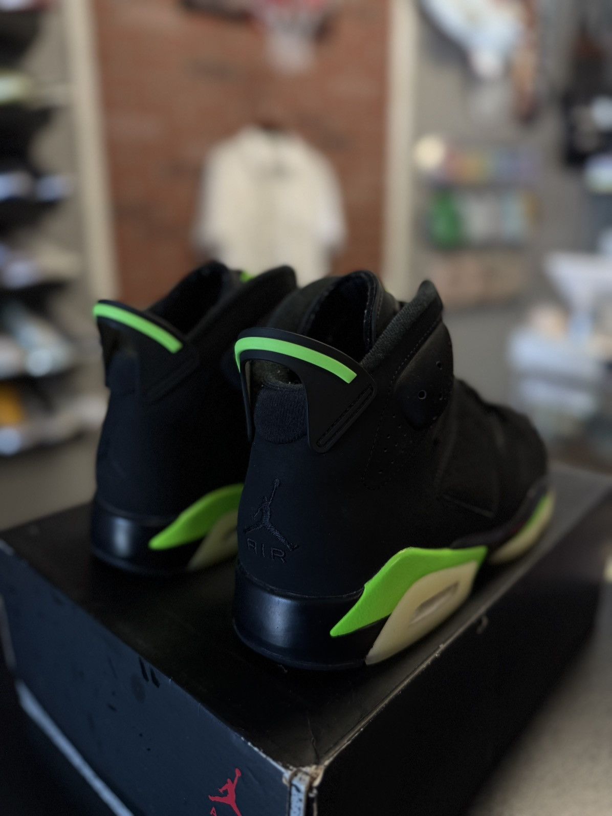 Jordan Brand × Nike Jordan 6 Electric Green Size 11.5 Clean Condition 🧼 Size US 11.5 / EU 44-45 - 9 Thumbnail