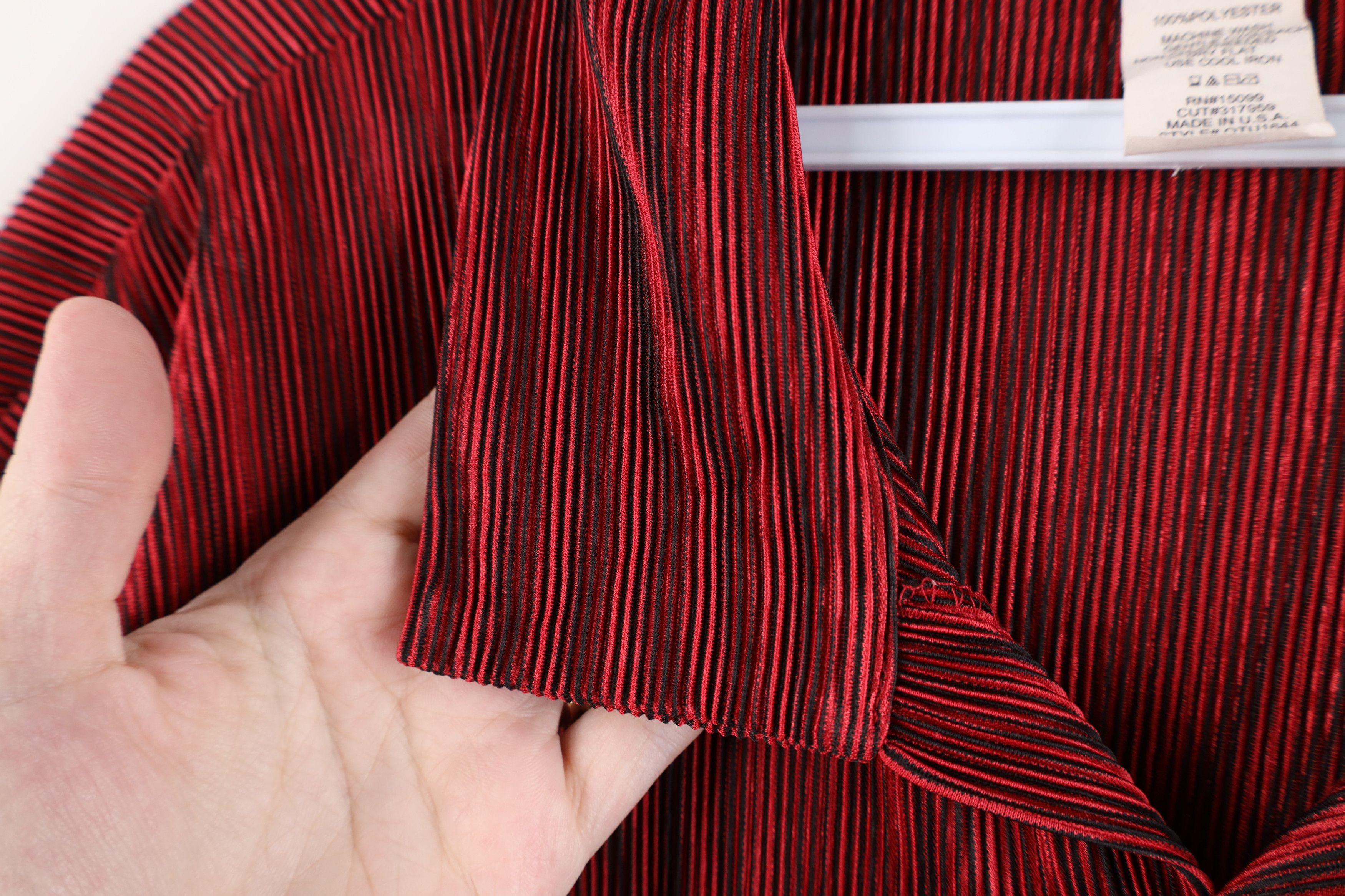 Vintage Vintage 90s Ribbed Knit Stretch Dance Rave Button Shirt USA Size US XL / EU 56 / 4 - 5 Thumbnail