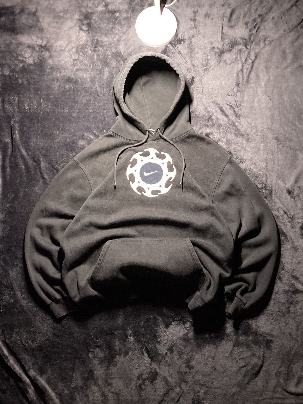 Nike × Vintage ⛩️nike hoodie custom fleece vintage y2k center big logo Size US M / EU 48-50 / 2 - 2 Thumbnail