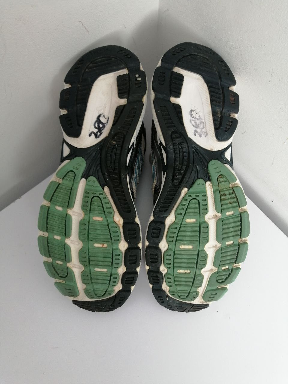 Adidas × Vintage Adidas UEFA Euro 2008 sneakers for men Size US 11 / EU 44 - 8 Thumbnail