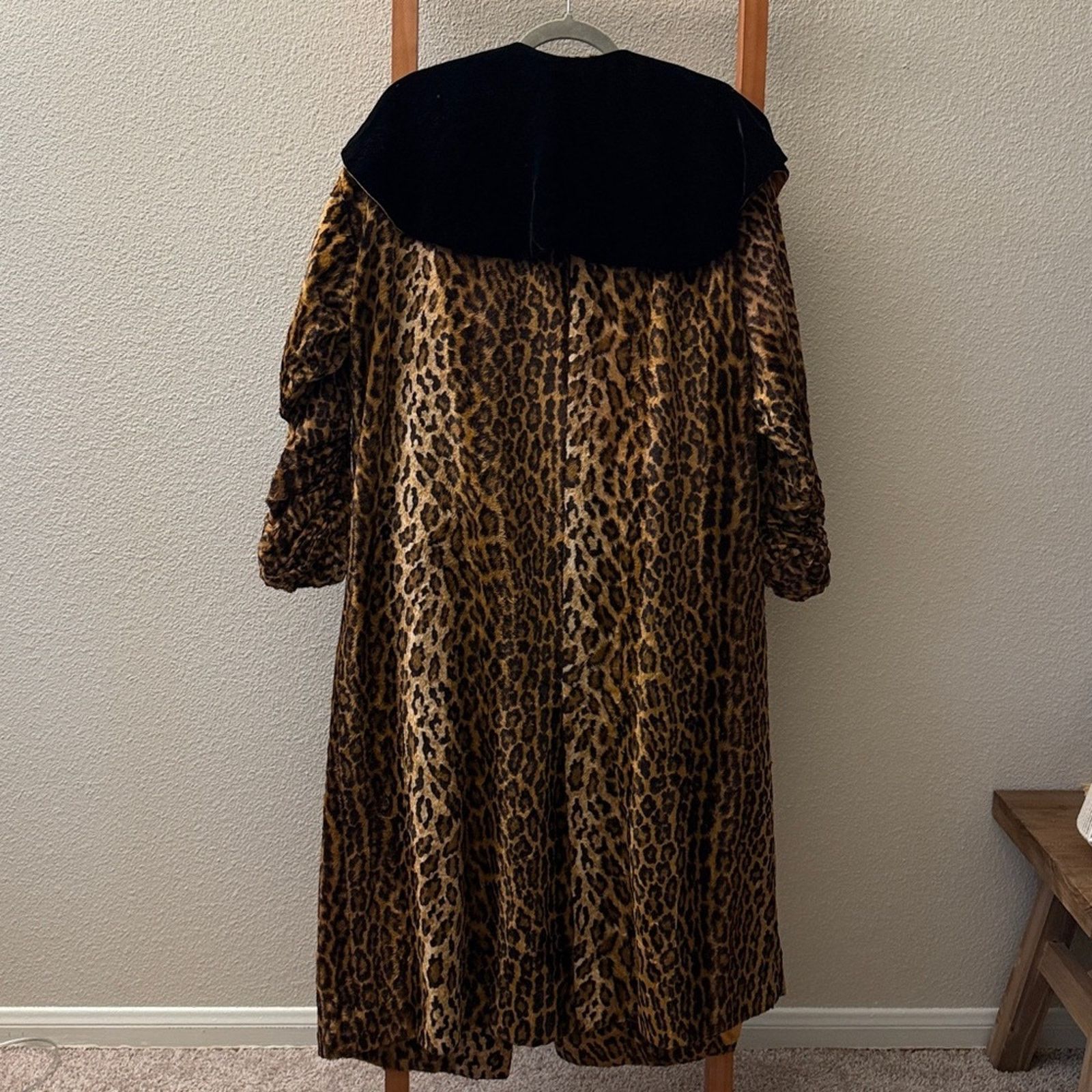 Other Vintage Cathy Waterman Leopard Long Coat with blk caplet Size L / US 10 / IT 46 - 8 Thumbnail