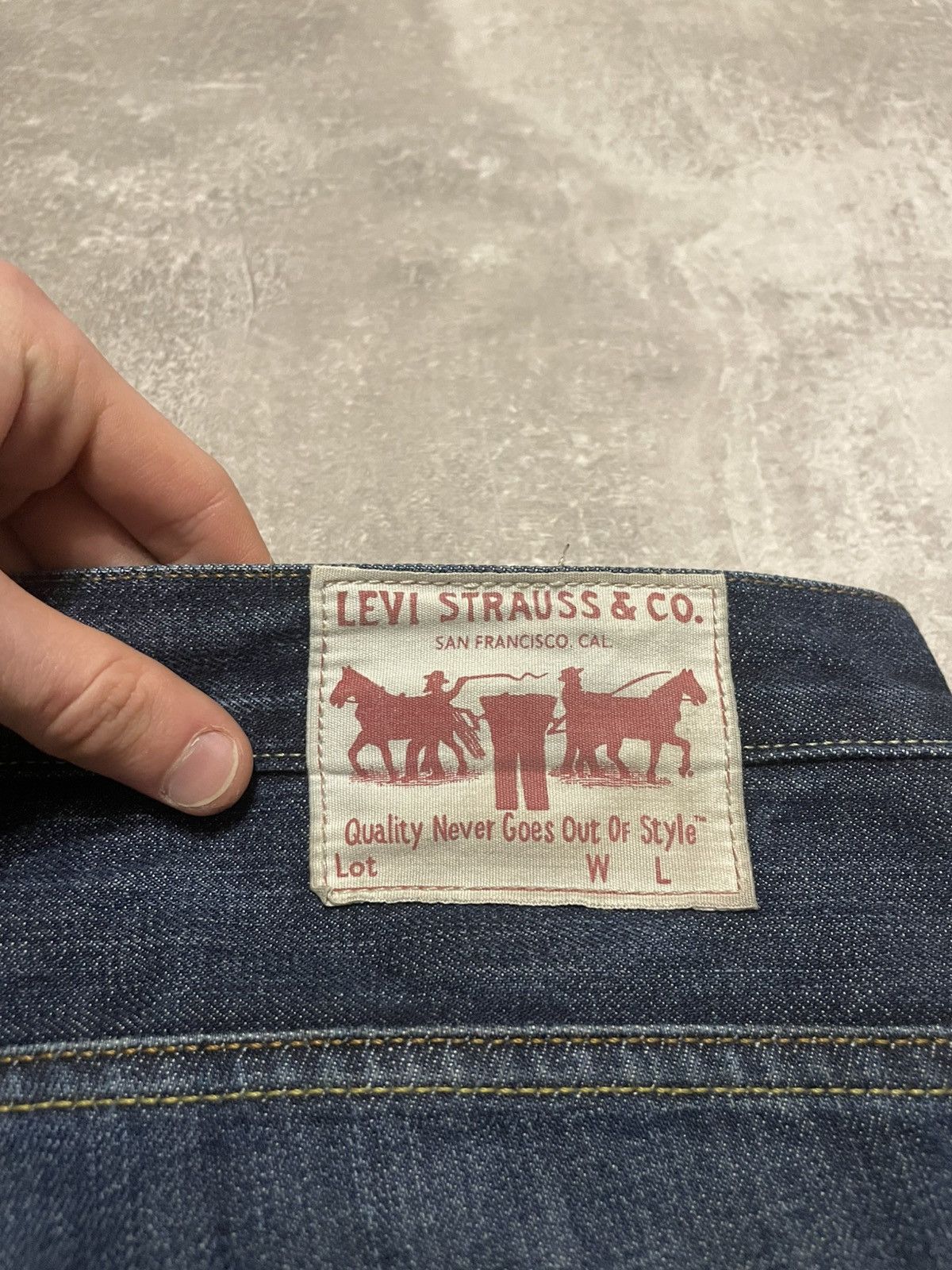 Levi's Vintage Levis Blue Jeans Denim 34/34 Size US 34 / EU 50 - 18 Thumbnail