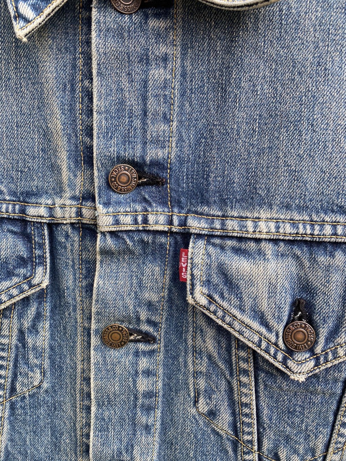 Levi's × Levi's Vintage Clothing × Vintage size 38 vintage levi's 71557 big E redline denim trucker Size US M / EU 48-50 / 2 - 2 Thumbnail