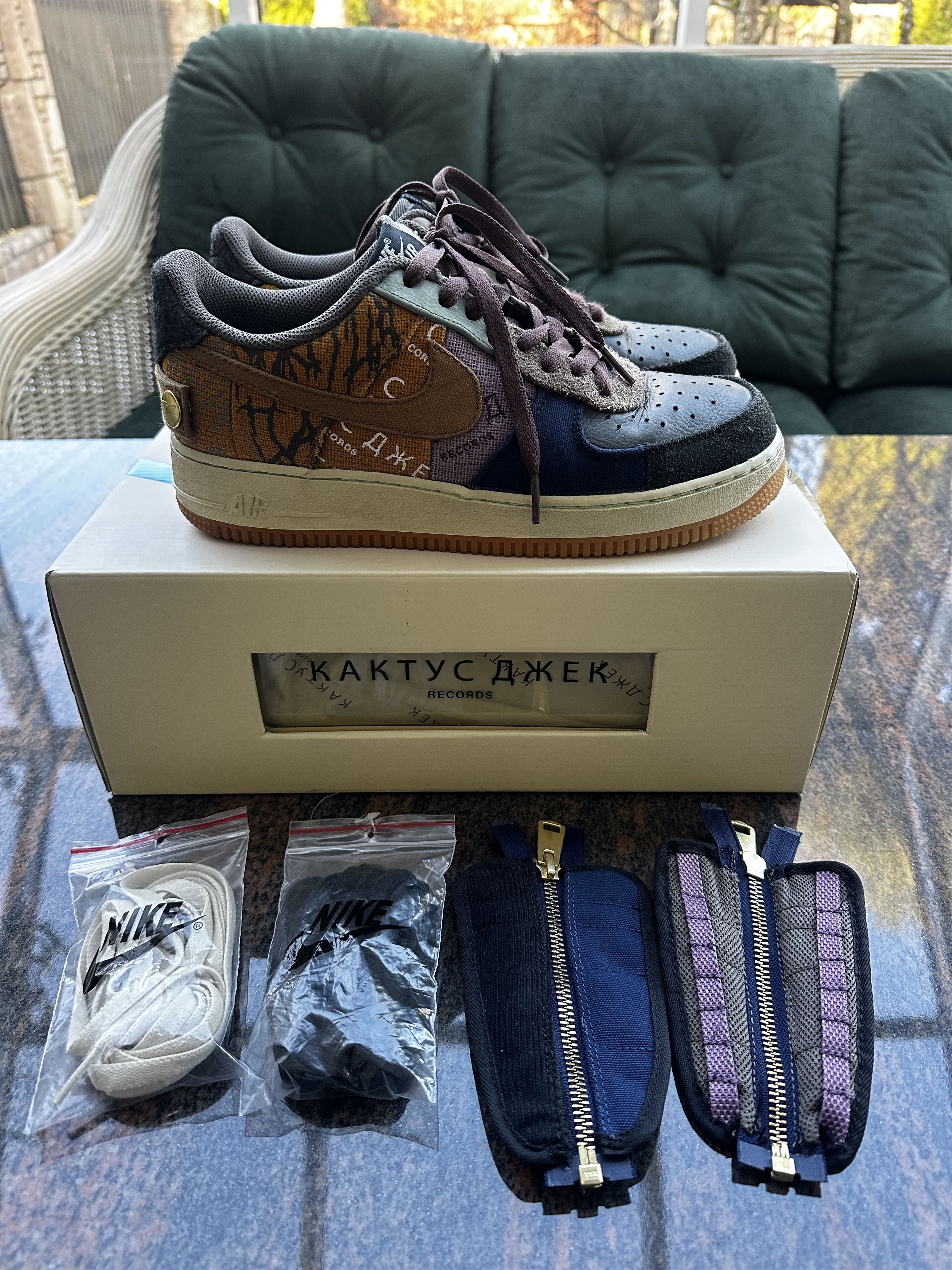 Nike Nike Air Force 1 Low Travis Scott Cactus Jack Size US 8 / EU 41 - 1 Thumbnail