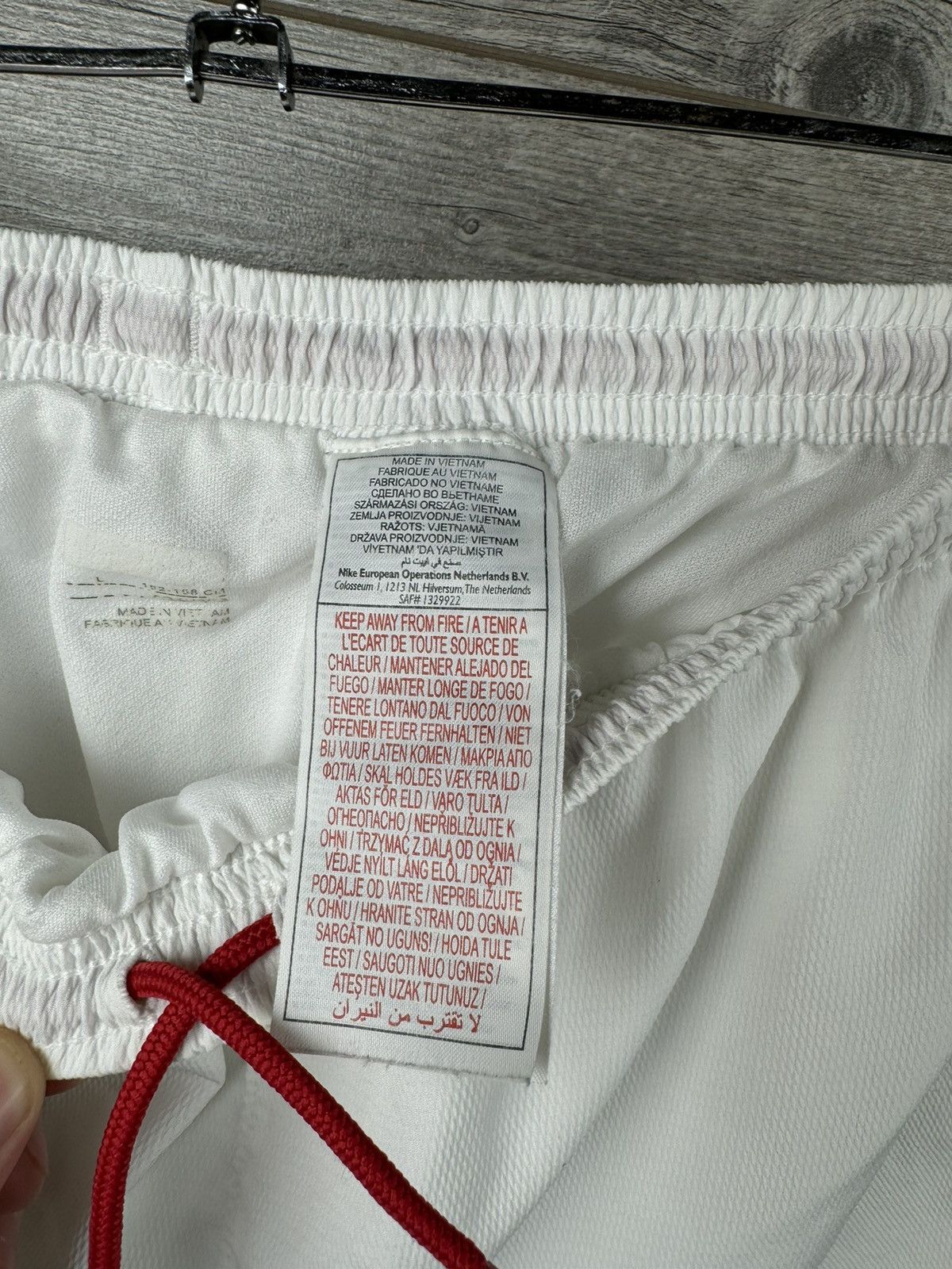 Nike NIKE VINTAGE ARSENAL SHORTS Size US 29 - 12 Thumbnail