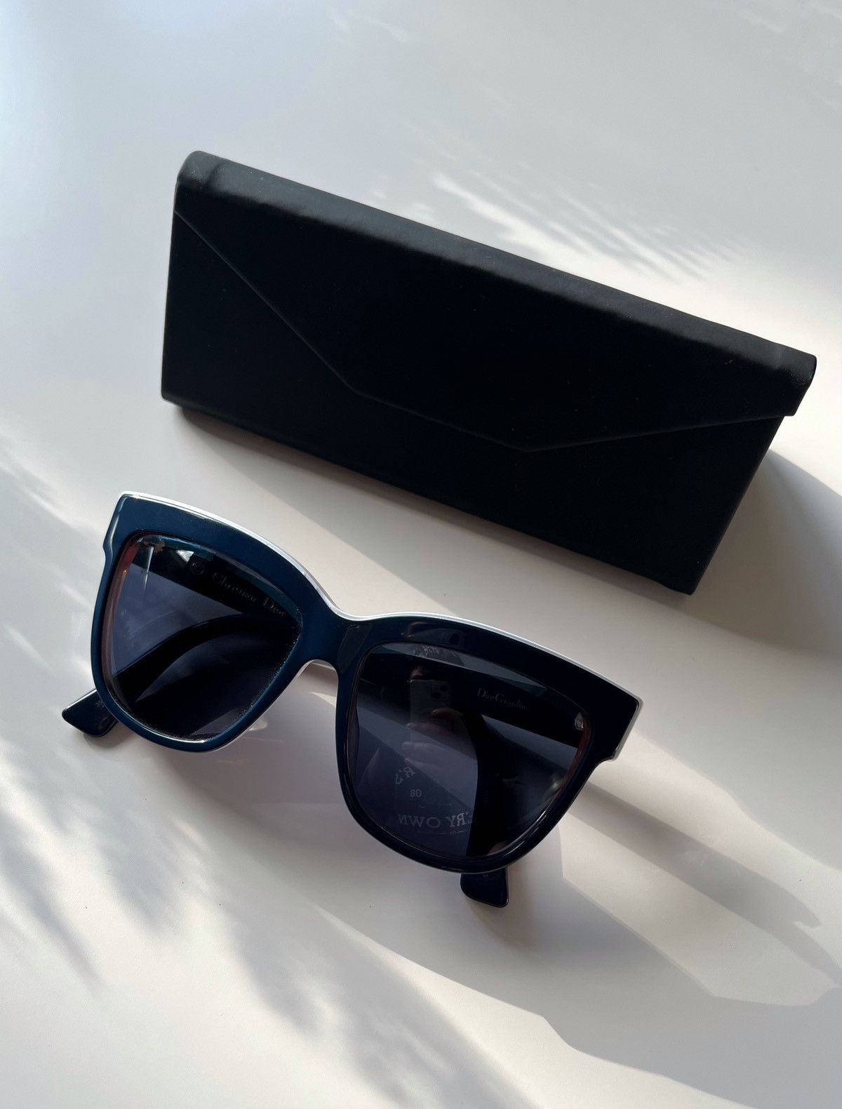 Dior ★0% TAX★ Y2K DIOR GRAPHIC OVERSIZED CAT EYE MASK SUNGLASSES★ Size ONE SIZE - 9 Thumbnail