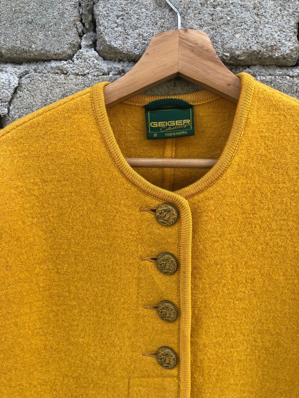 Kurt Geiger Vintage Geiger Wool Yellow Button Jacket Size M / US 6-8 / IT 42-44 - 8 Thumbnail