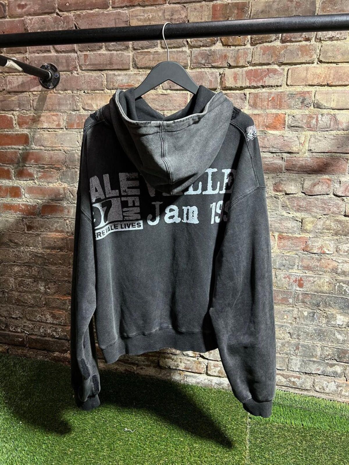 Vale Vale Forever Bling Hoodie Sz. M Size ONE SIZE - 2 Thumbnail